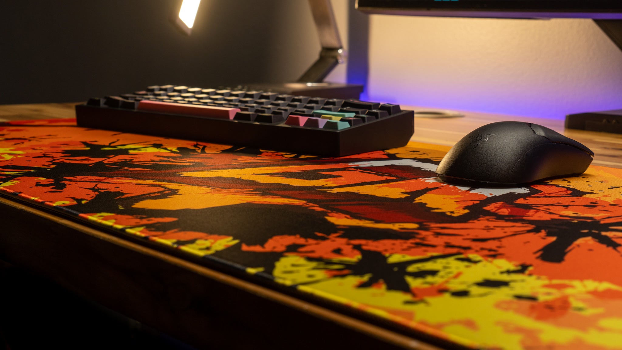 Glo Navy Splash Graffiti Gaming Mouse Pad - Large Desk Mat for PC, Mac & Laptop - Non-Slip Rubber Base - Perfect for Gaming, Office & Content Creation Workspace