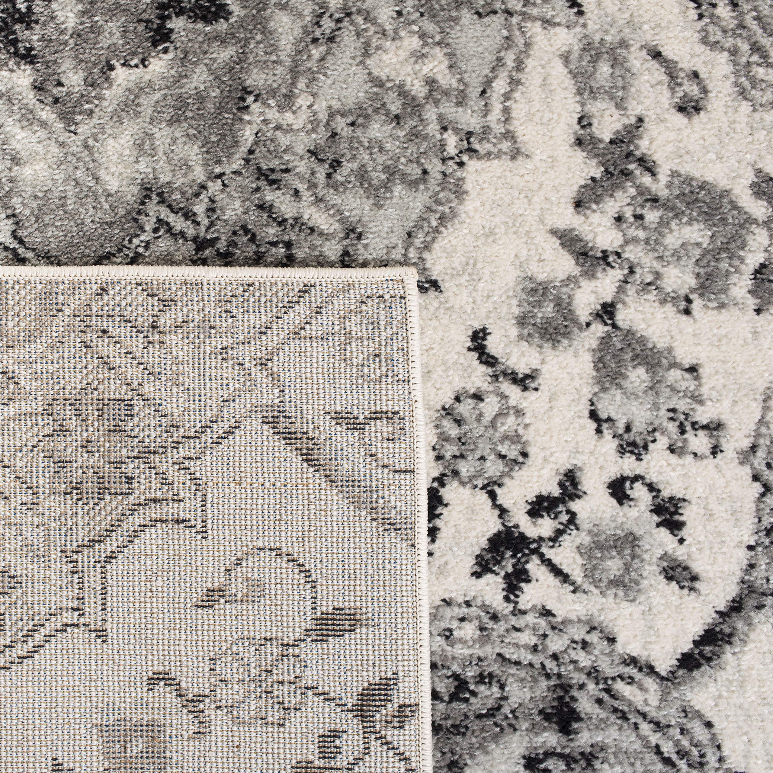 SAFAVIEH Madison Collection 9'x9' Square Cream & Silver Area Rug - Boho Chic Paisley Design, Non-Shedding, Soft & Durable - Perfect for Living Room, Bedroom, Dining Room or Home Office Decor
