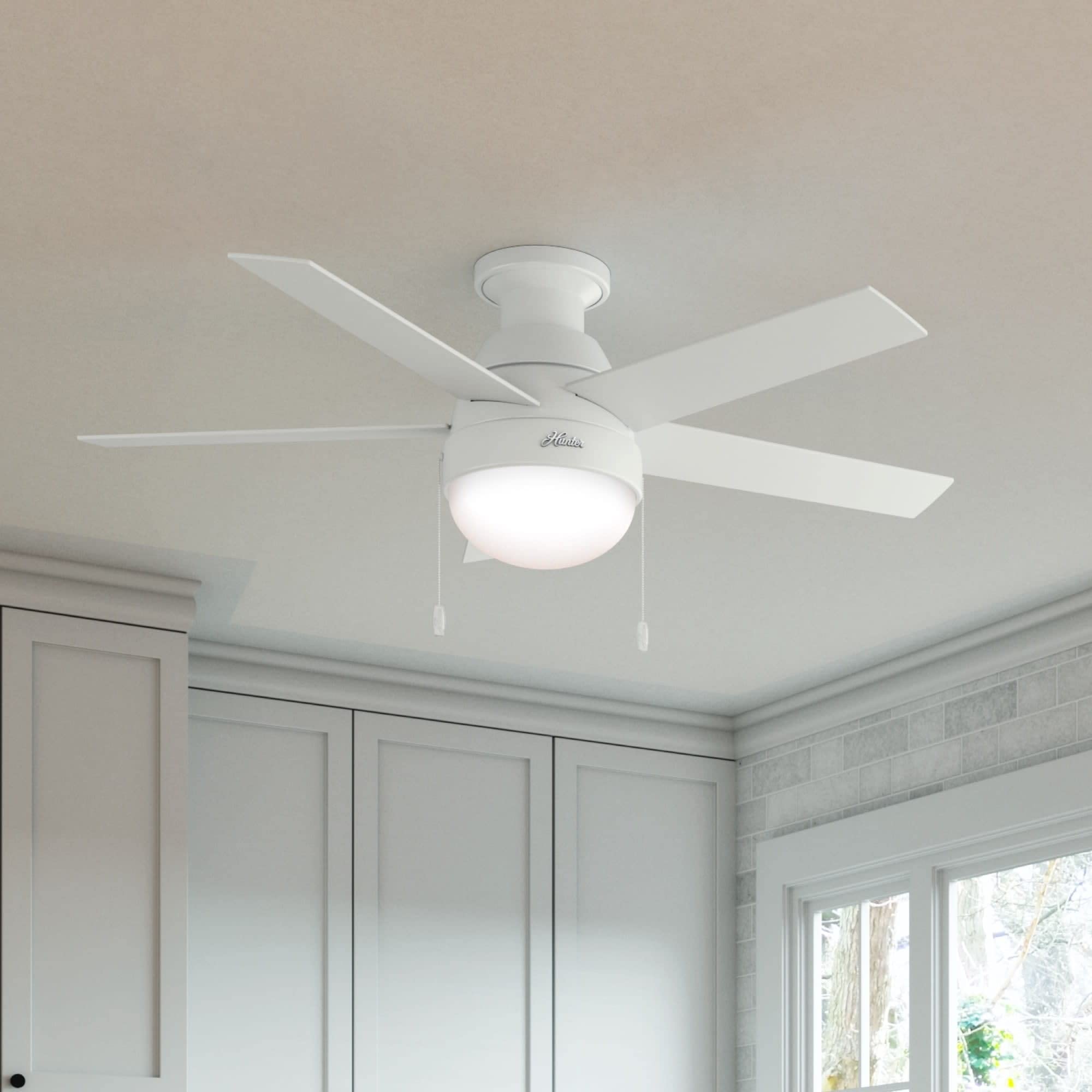 Hunter 59269 Anslee 46-inch White Ceiling Fan with Light Kit - Perfect for Living Room, Bedroom & Indoor Spaces