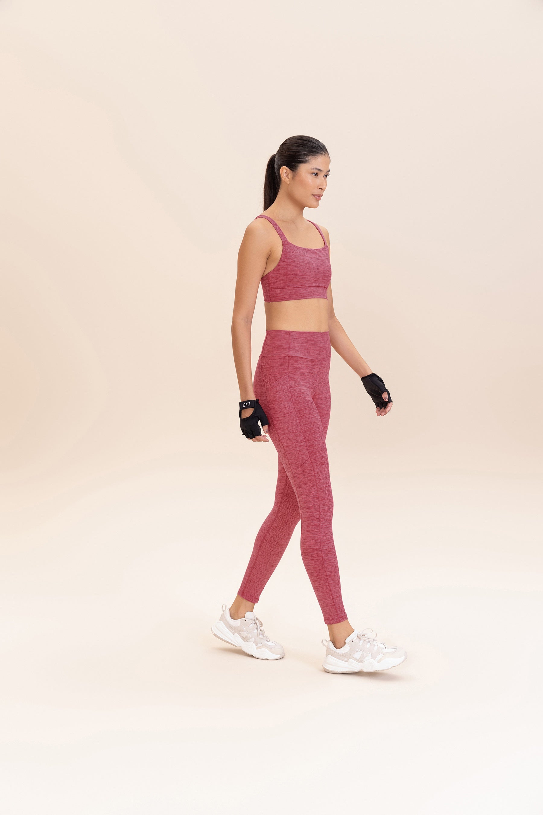 High-Performance Cross Melange Sports Bra for Women - Moisture-Wicking, Supportive & Comfortable - Perfect for Yoga, Running & Gym Workouts