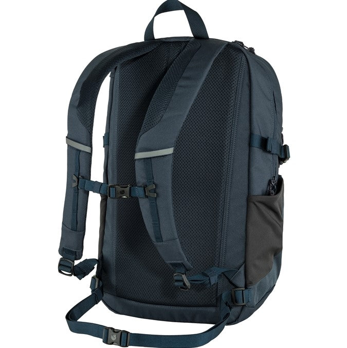 Fjallraven Skule 28 Backpack - Durable Waterproof Hiking Daypack for Men & Women - Perfect for Outdoor Adventures, Travel & School
