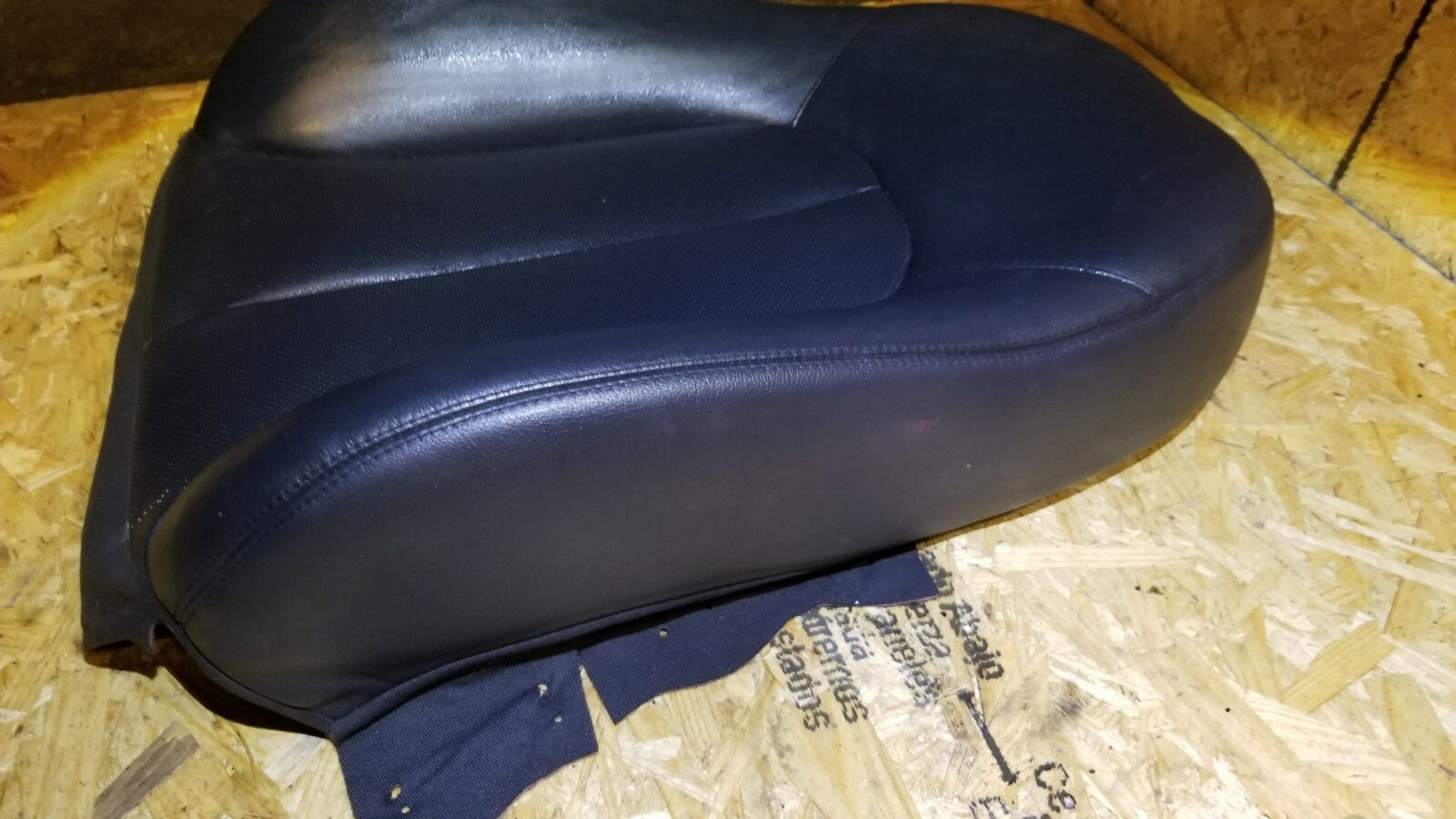 2003-2006 Mercedes CL500 CL55 AMG W215 Front Right Passenger Seat Upper Cushion OEM Replacement - Perfect for Luxury Car Interior Repair & Restoration