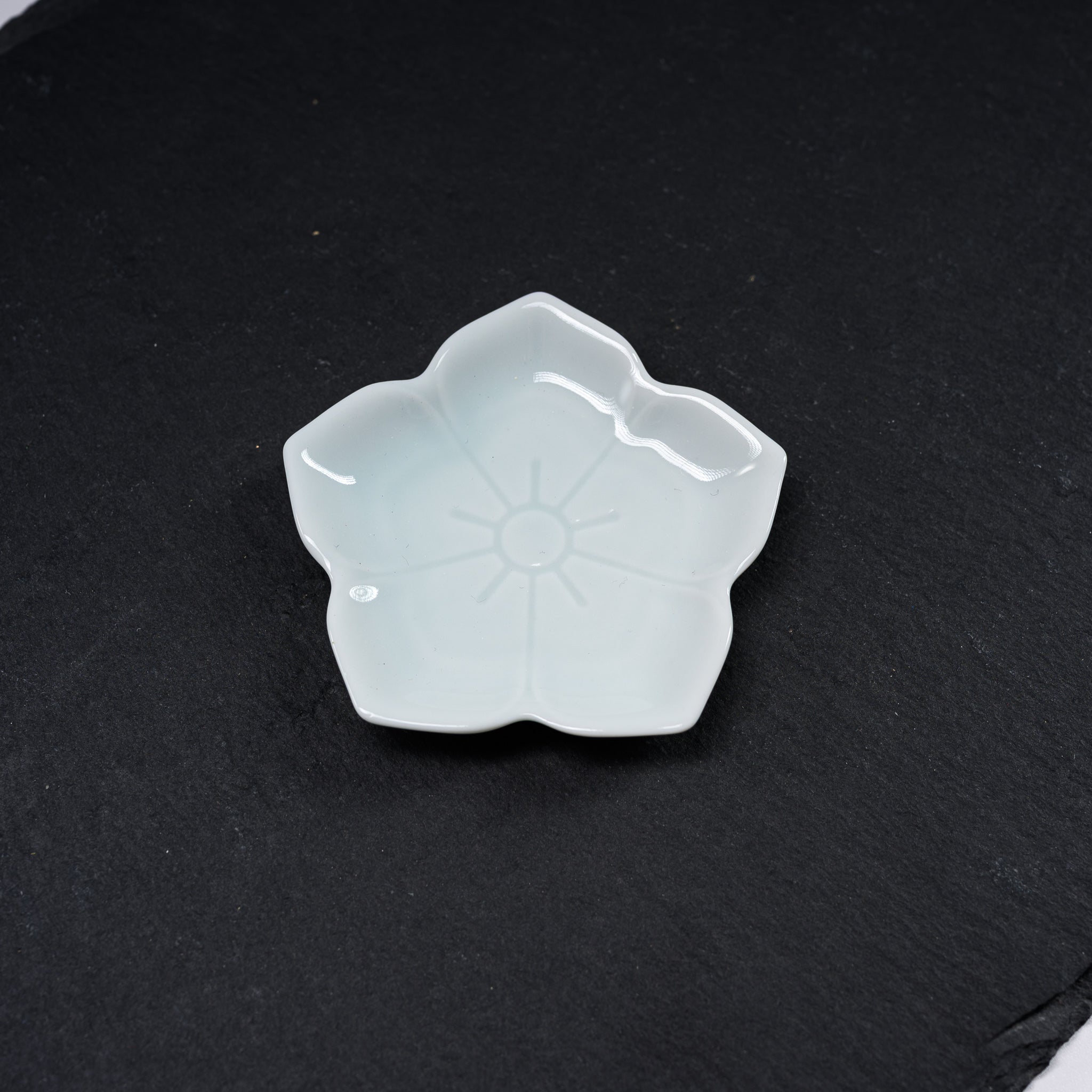 MIYAMA Mino Ware Small Condiment Plate - 7 Stylish Japanese Ceramic Dishes for Soy Sauce, Wasabi & Sushi - Perfect for Asian Dining & Home Decor