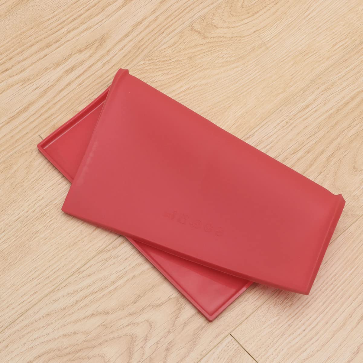 iplusmile Silicone Pet Feeding Mat - Non-Slip Dog & Cat Food Bowl Placemat for Mess-Free Meals - Perfect for Indoor/Outdoor Use, Travel, and Easy Cleaning