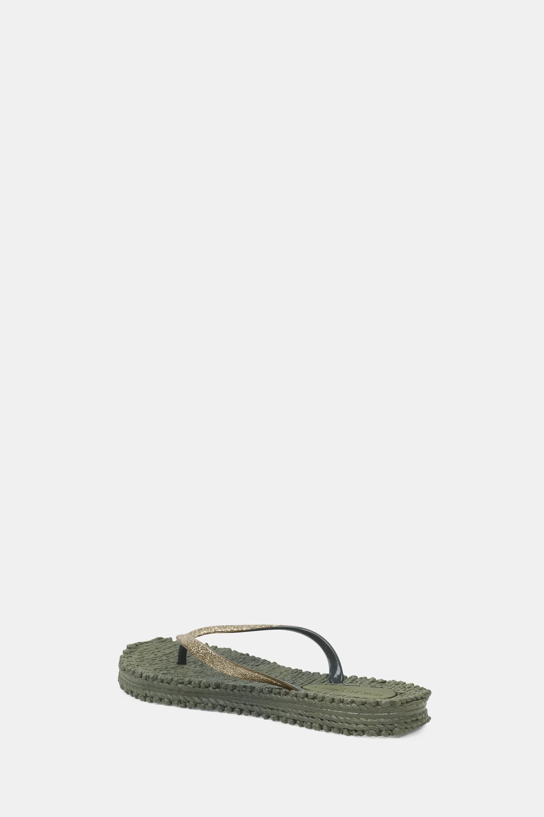 Sparkly Glitter Flip Flops for Women - Comfortable Summer Sandals with Non-Slip Sole | Perfect for Beach, Pool Party, and Casual Outings