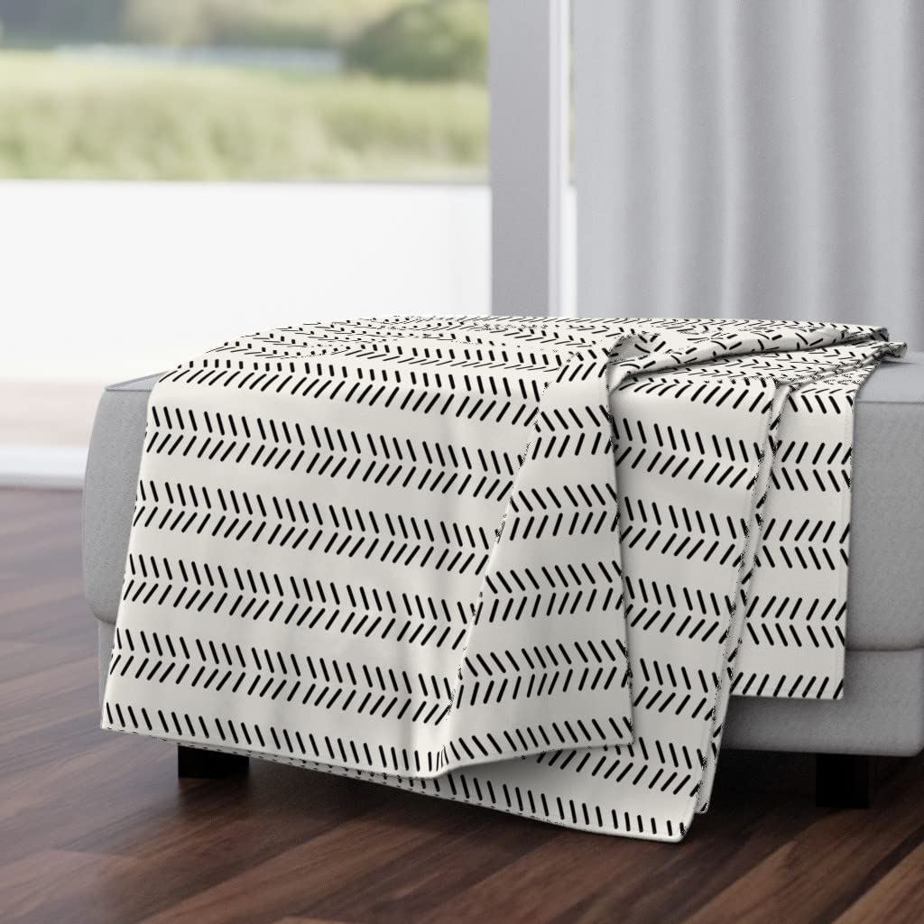 Soft Plush Minky Throw Blanket 50x70 Inches - African Mudcloth Tribal Boho Print for Couch, Bed & Travel | Cozy & Stylish Home Decor