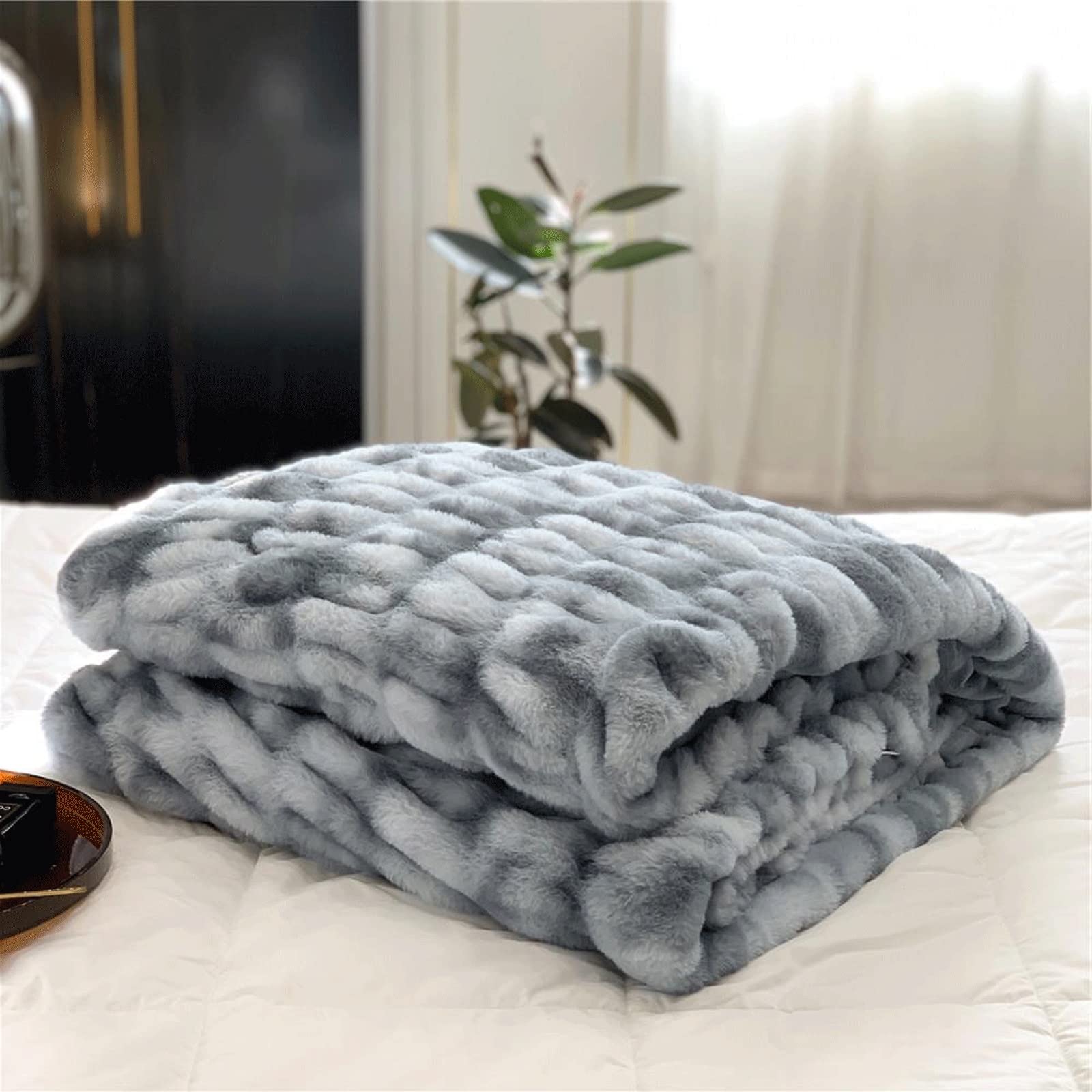 Luxury Faux Fur Throw Blanket - Ultra Soft Bubble Rabbit Design for Adults, Teens & Kids - Skin-Friendly & Cozy - 100x150cm (Blue) - Perfect for Bed, Sofa, Couch & Winter Warmth