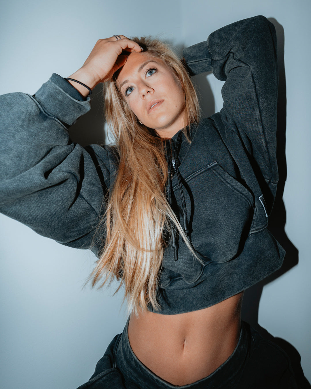 Women's Oversized Crop Hoodie - Acid Wash Distressed Style - Casual Streetwear for Women - Perfect for Loungewear, Gym, and Outdoor Activities