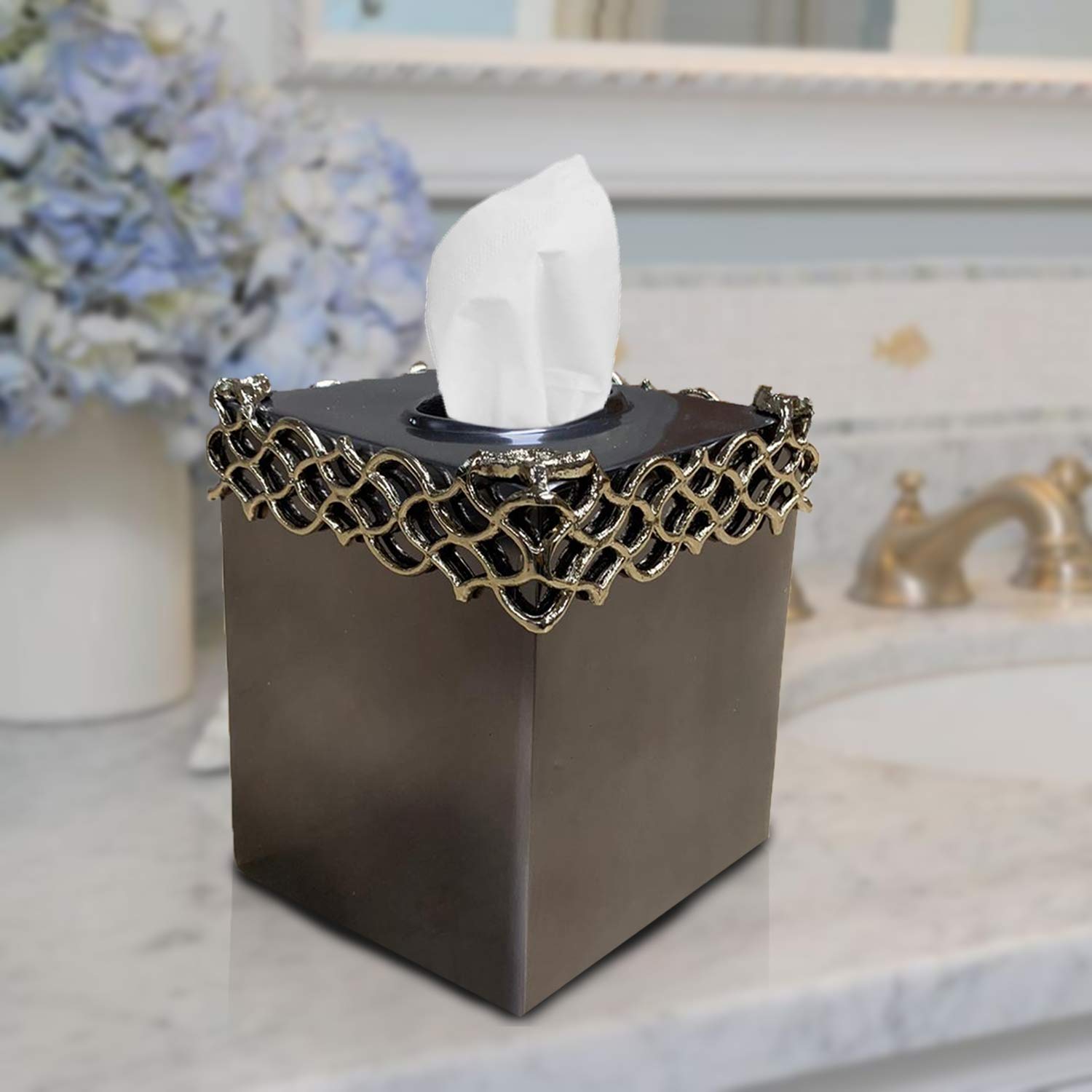 Decozen Gold Tissue Box Cover - Elegant Paper Towel Holder & Toilet Paper Dispenser for Kitchen, Bathroom, Bedroom Decor | Arabesque Collection | Perfect for Countertops, Dressers & Home Accessories