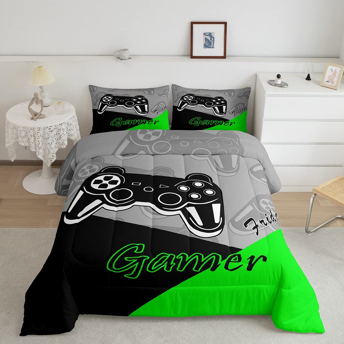Feelyou Gamer Comforter Set - Full Size Gaming Bedding with Controller Design, 1 Quilted Duvet & 2 Pillowcases - Perfect for Teen Boys Room Decor & Video Game Themed Bedroom - Green