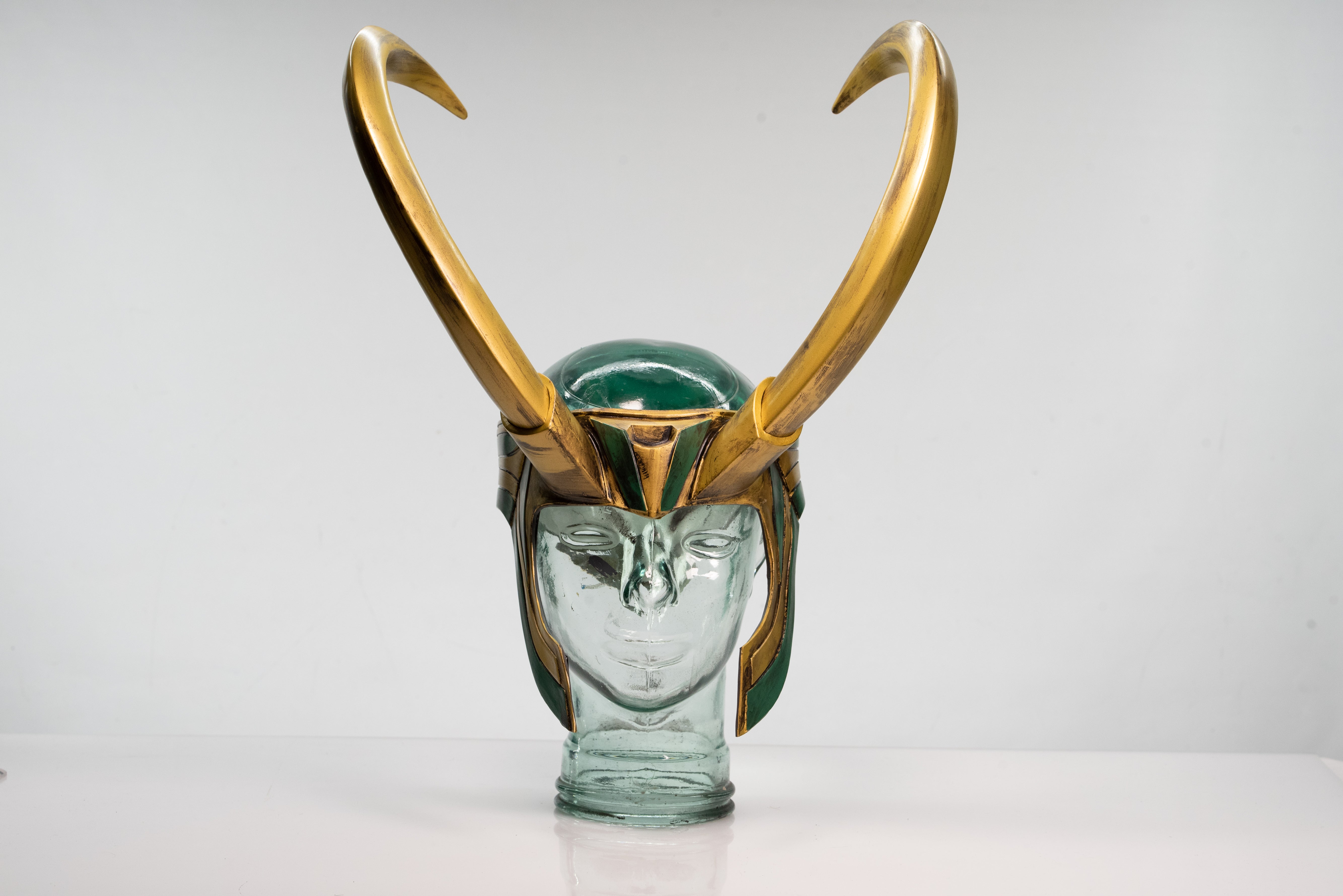Loki Crown Cosplay Headpiece - Official Ragnarok Inspired Viking Helmet for Halloween, Comic Con & Costume Parties - Perfect for Marvel Fans & Norse Mythology Lovers