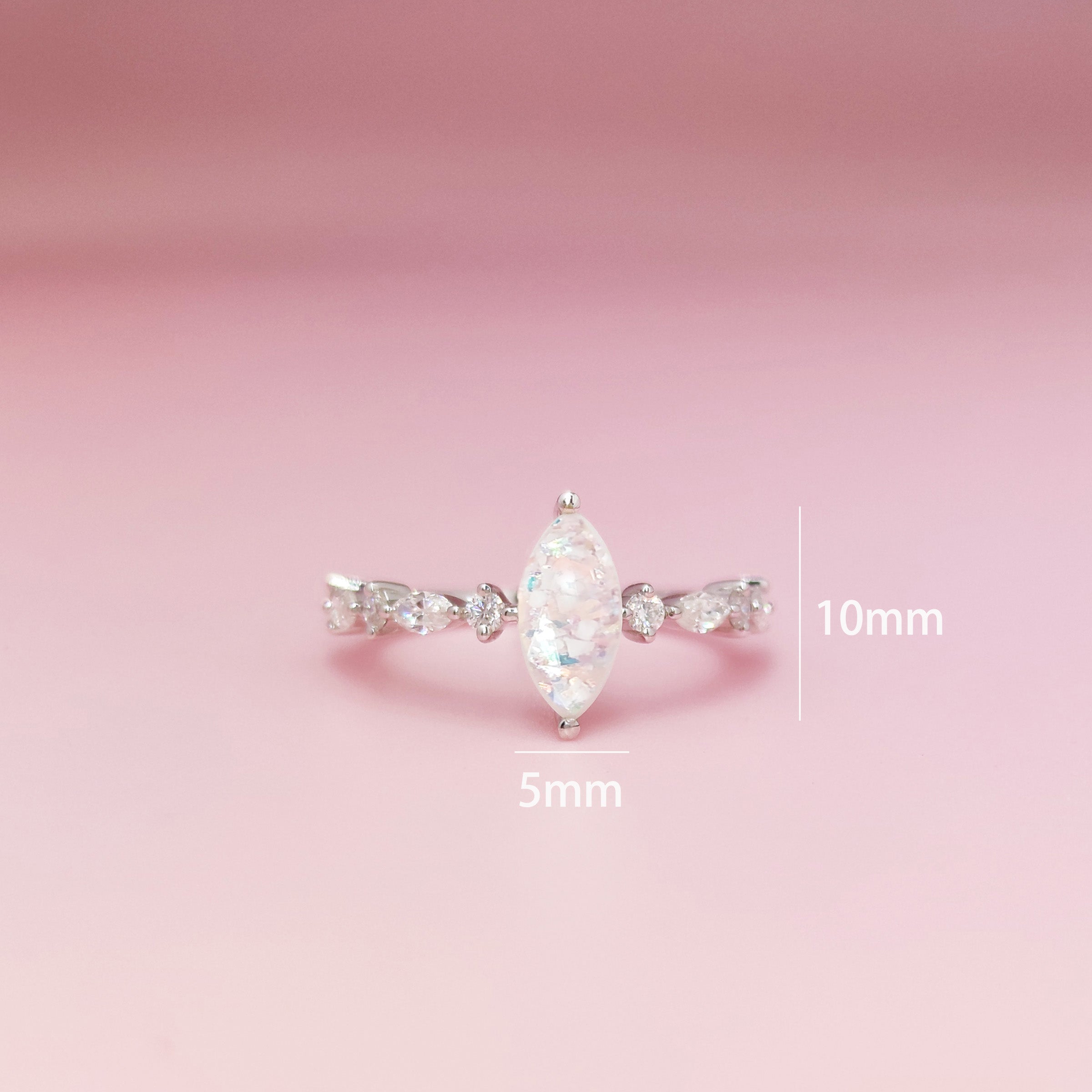 Bonding Beacon: Ashes Ring - Memorial Jewelry for Loved Ones | Perfect for Remembrance Ceremonies, Anniversaries & Healing Gifts