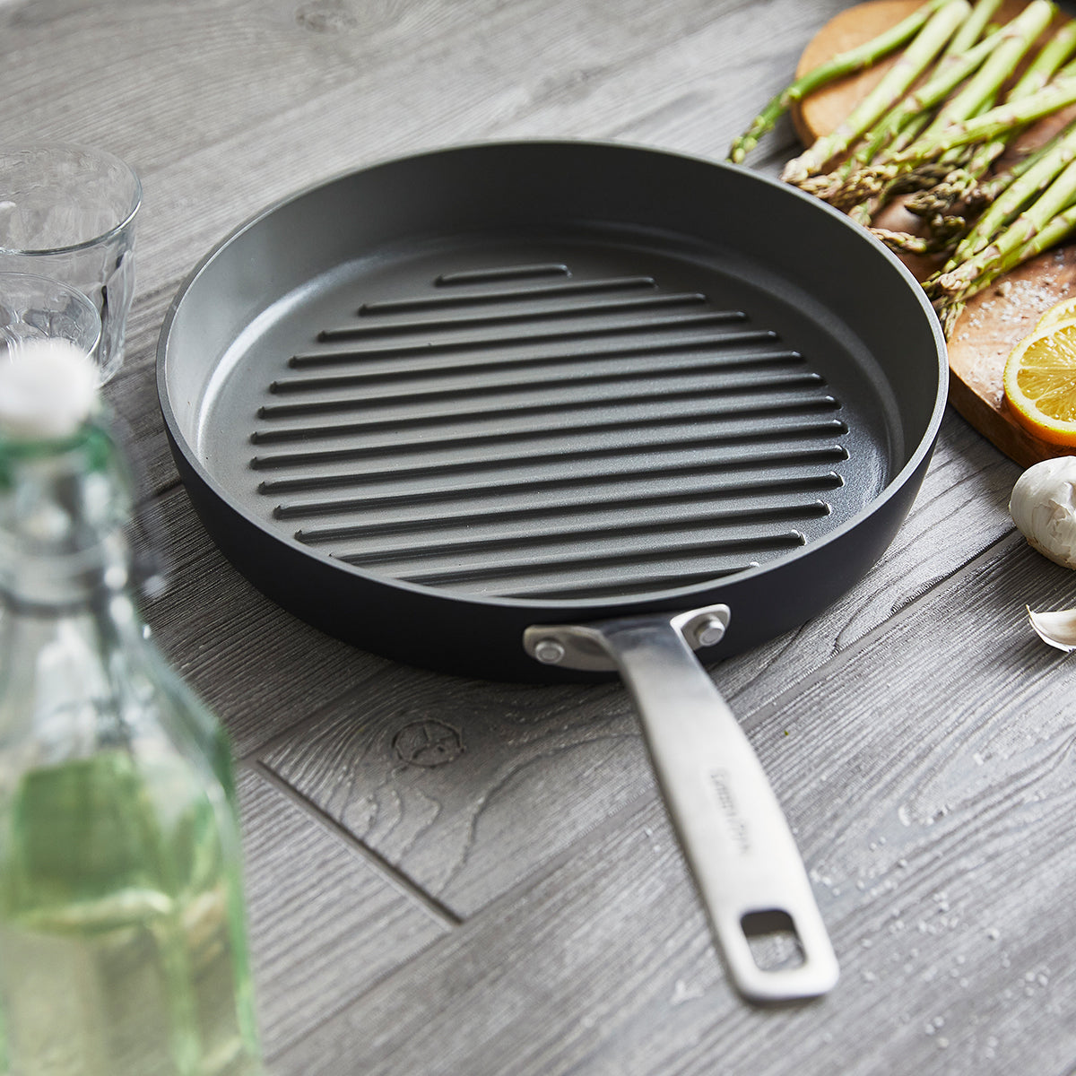 Chatham Ceramic Nonstick 11-Inch Round Grill Pan for Stovetop & Oven - Perfect for Grilling Steaks, Burgers & Vegetables