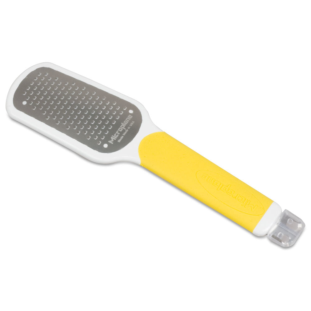 Microplane Ultimate Citrus Zester & Grater - Premium Kitchen Gadget for Zesting Lemons, Limes & Oranges - Perfect for Baking, Cocktails & Garnishing