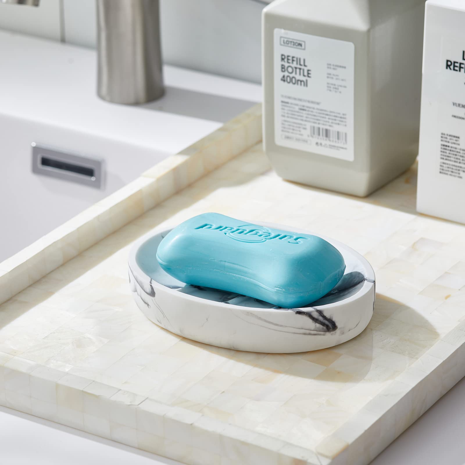 Marble Look Resin Soap Dish Holder - Non-Slip Shower Soap Tray for Bathroom, Kitchen & Sink - Perfect Soap Saver for Bar Soaps - Ideal for Showers, Baths and Daily Hygiene Organization