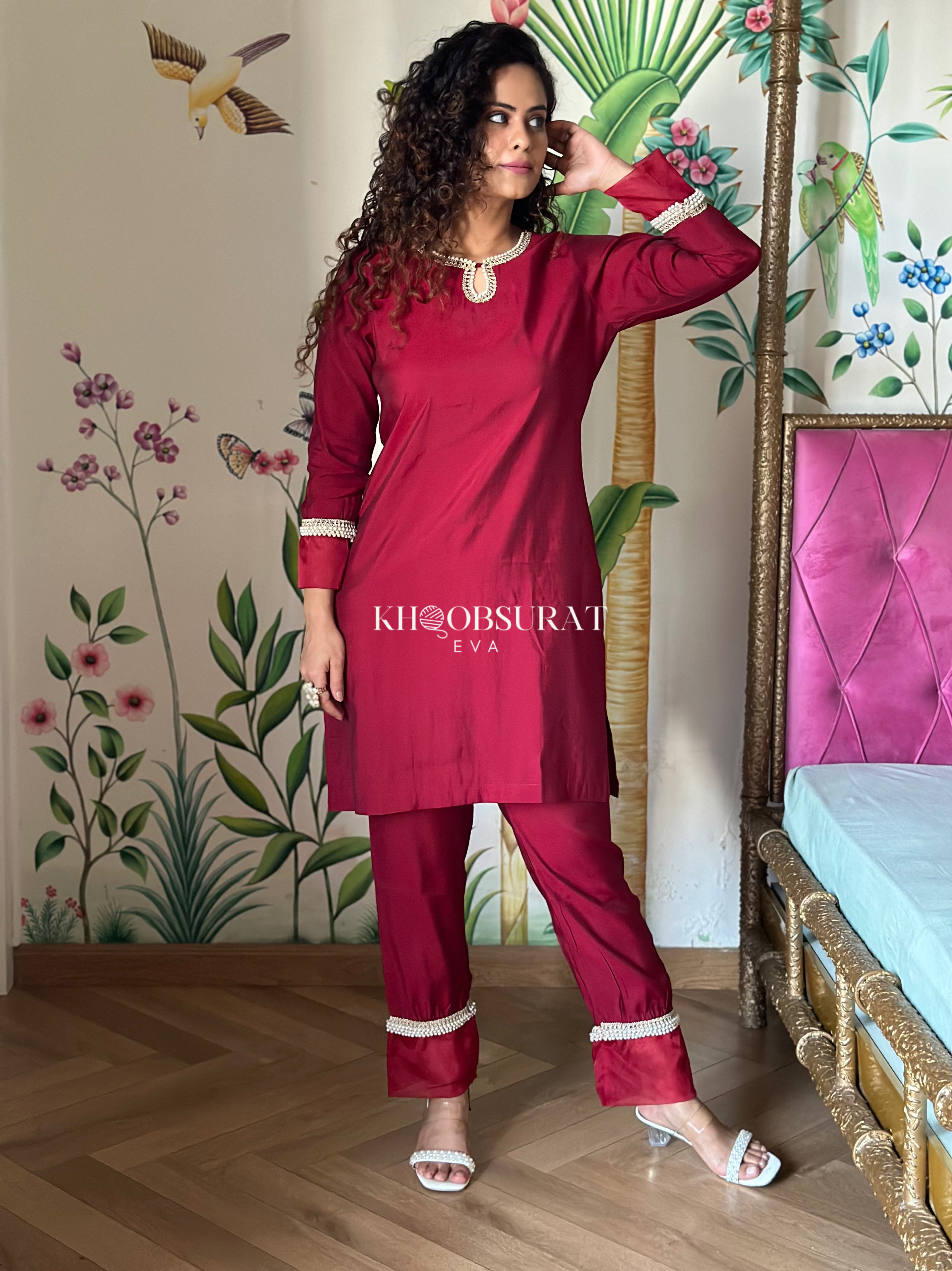 Elegant Indian Wedding Red Kurta Set for Women - Traditional Embroidered Anarkali Dress with Dupatta - Perfect for Bridal, Festivals & Special Occasions