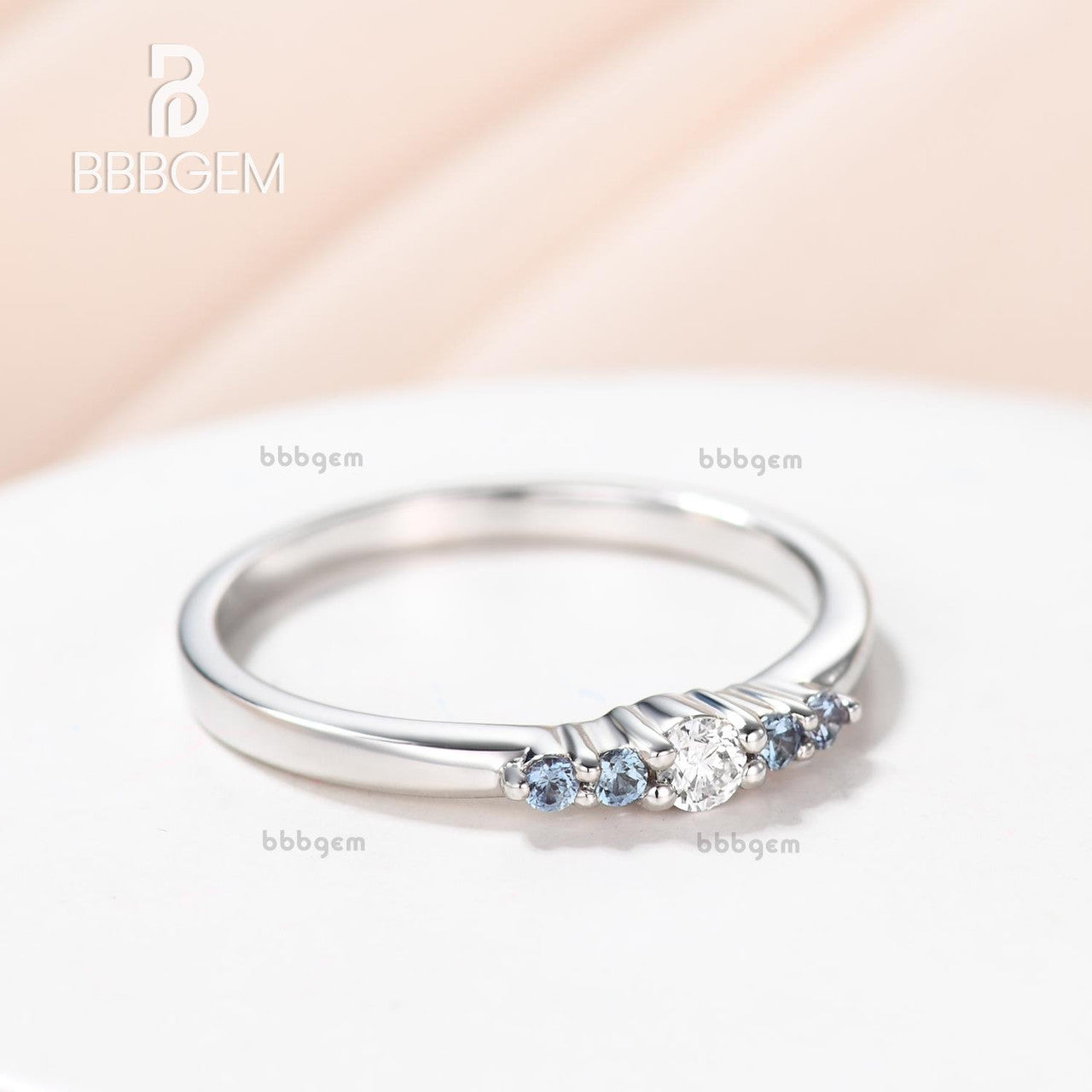 Exquisite Alexandrite & Diamond Engagement Ring - Vintage Art Deco Style 5-Stone Wedding Band for Women | Perfect for Proposals, Anniversaries & Special Occasions