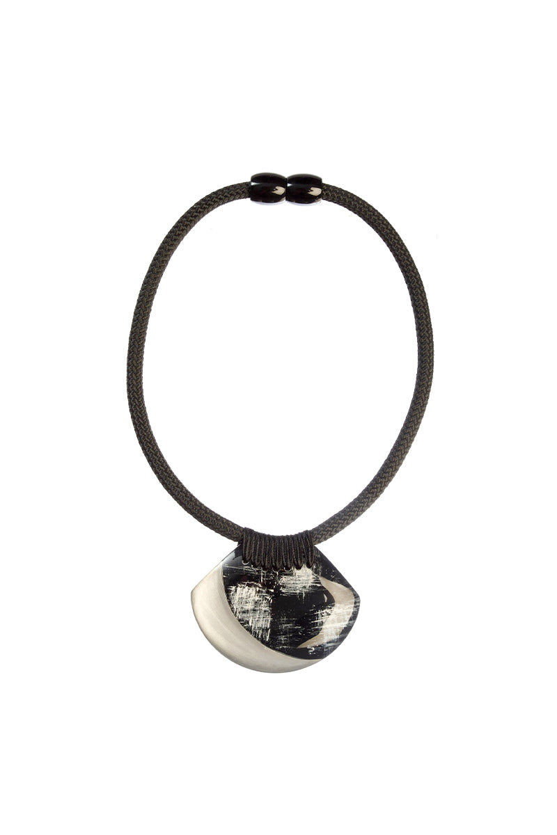 SIL/BLACK