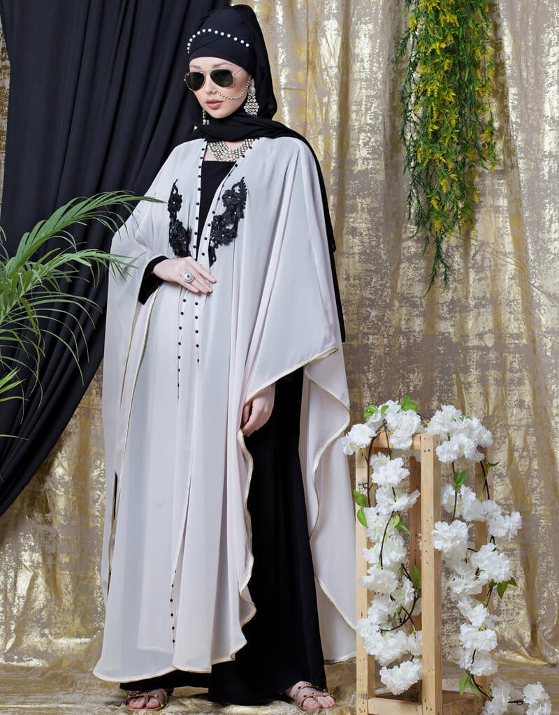 Elegant Embroidered Arabic Butterfly Abaya Kaftan Dress in Light Pink - Perfect for Eid, Weddings & Special Occasions
