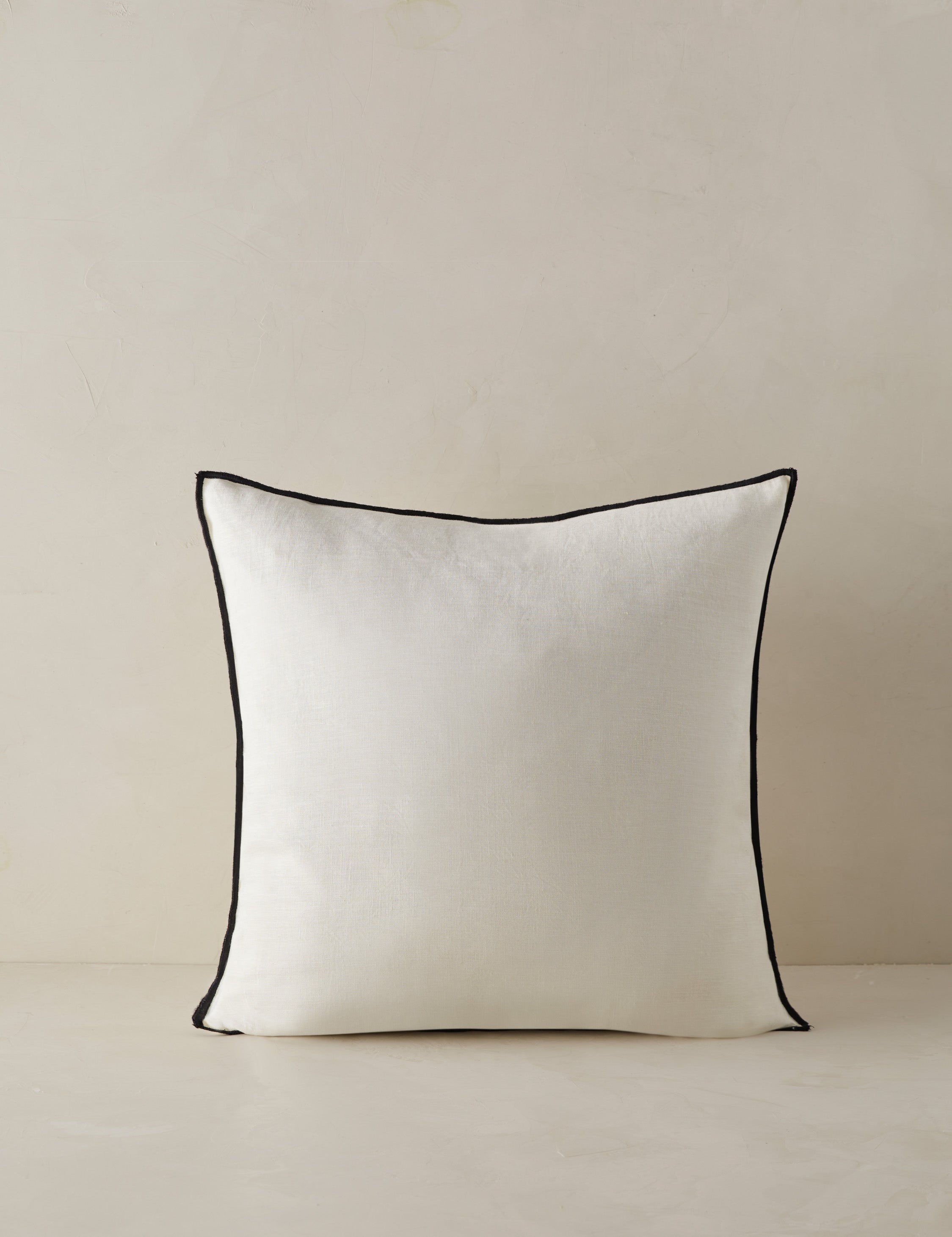 Carys Contrast Linen Pillow - Soft & Breathable Decorative Throw Pillow for Sofa, Bed, Couch - Perfect for Living Room, Bedroom & Home Decor
