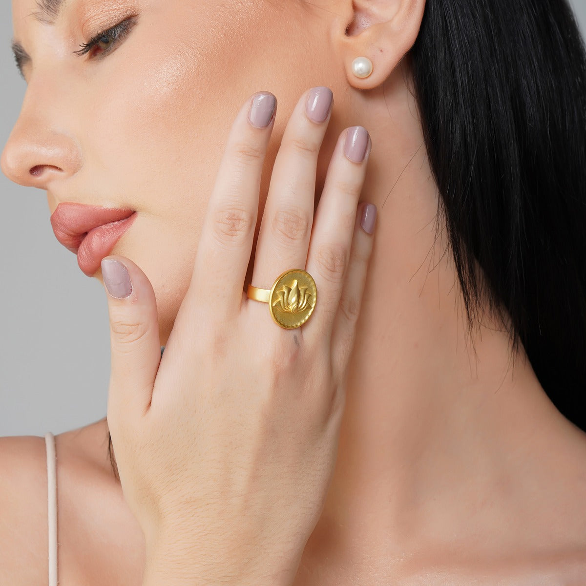 Emerging Beauty Lotus Flower Ring for Women - Elegant Boho Jewelry for Everyday Wear & Special Occasions