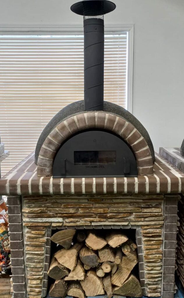 Premium Medium Wood Fired Pizza Oven with Durable Brown Fire Brick - Perfect for Outdoor Cooking, Backyard Parties & Authentic Italian Pizza Making