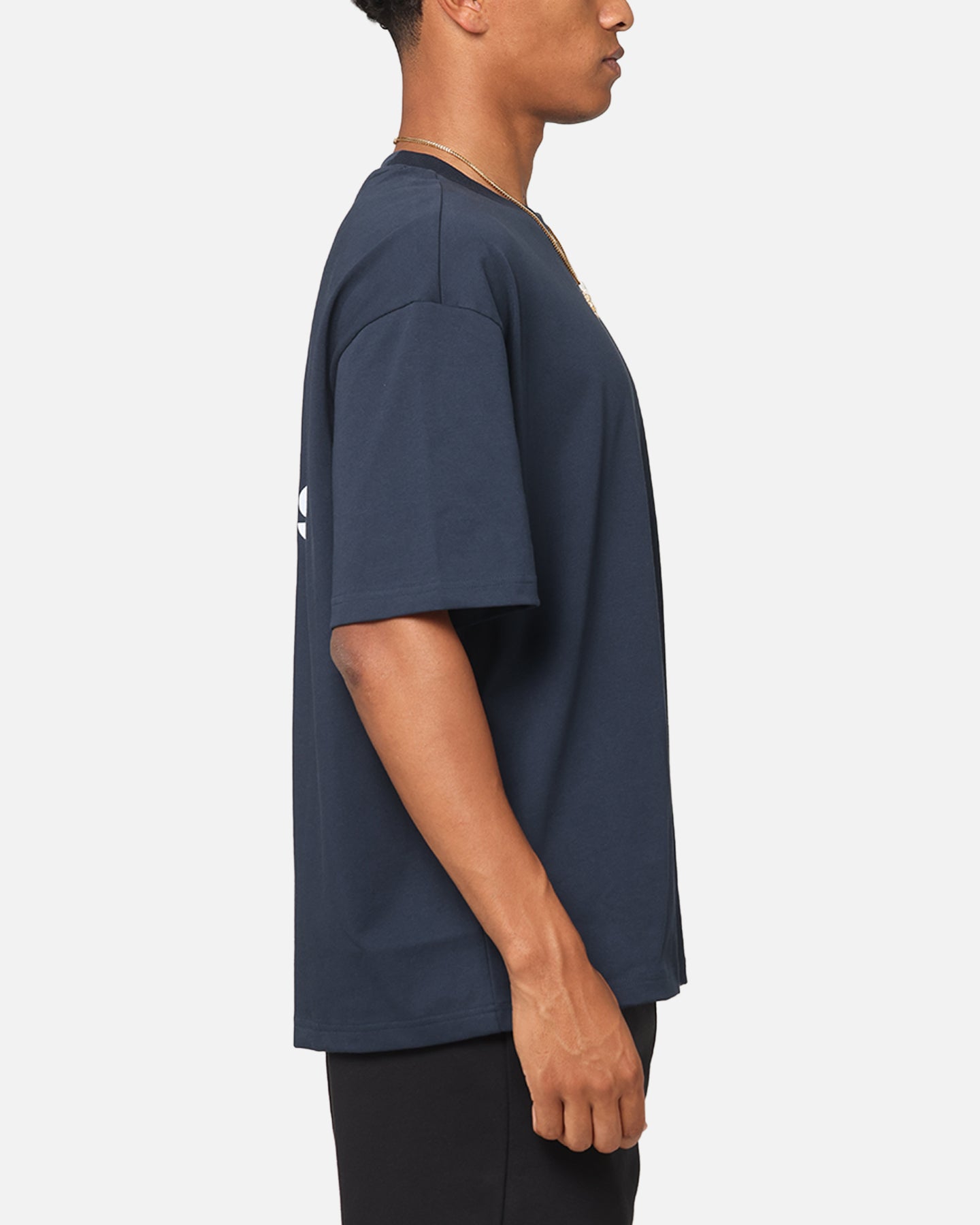 Adidas Men's Graphic T-Shirt - Aurora Ink & Blue Spark Design - Casual Streetwear for Everyday Wear & Gym Workouts