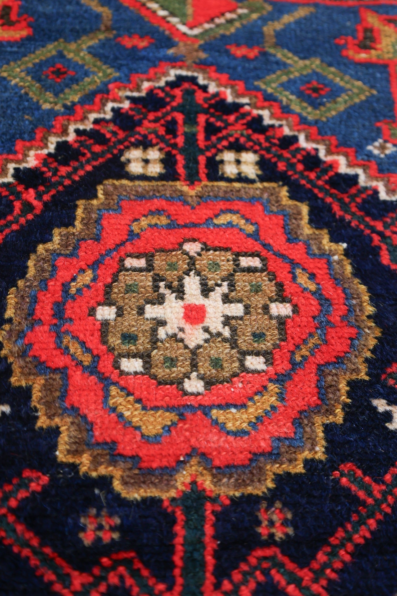 Handwoven Antique Malayer Tribal Rug - Authentic Persian J75100 Carpet for Living Room, Bedroom & Home Decor