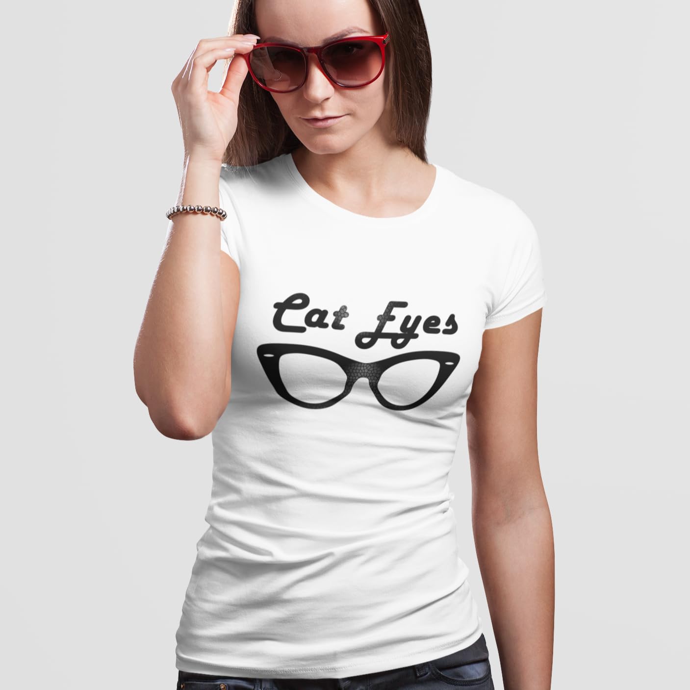 Vintage Cat Eye Sunglasses for Women - Black & White Graphic Tees & Cat Print Shirts | Stylish Retro Outfit for Beach, Party & Casual Wear