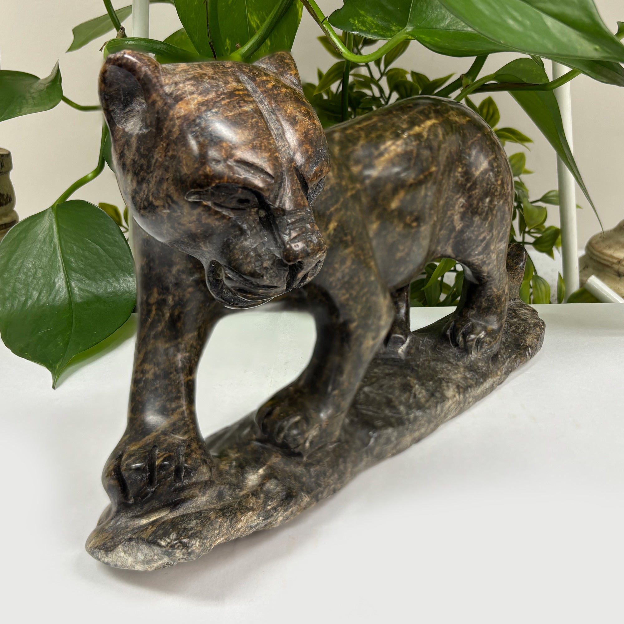 Natural Serpentine Panther Gemstone Carving - Handcrafted Crystal Figurine Statue for Home Decor, Spiritual Healing & Gift Giving | RAN459