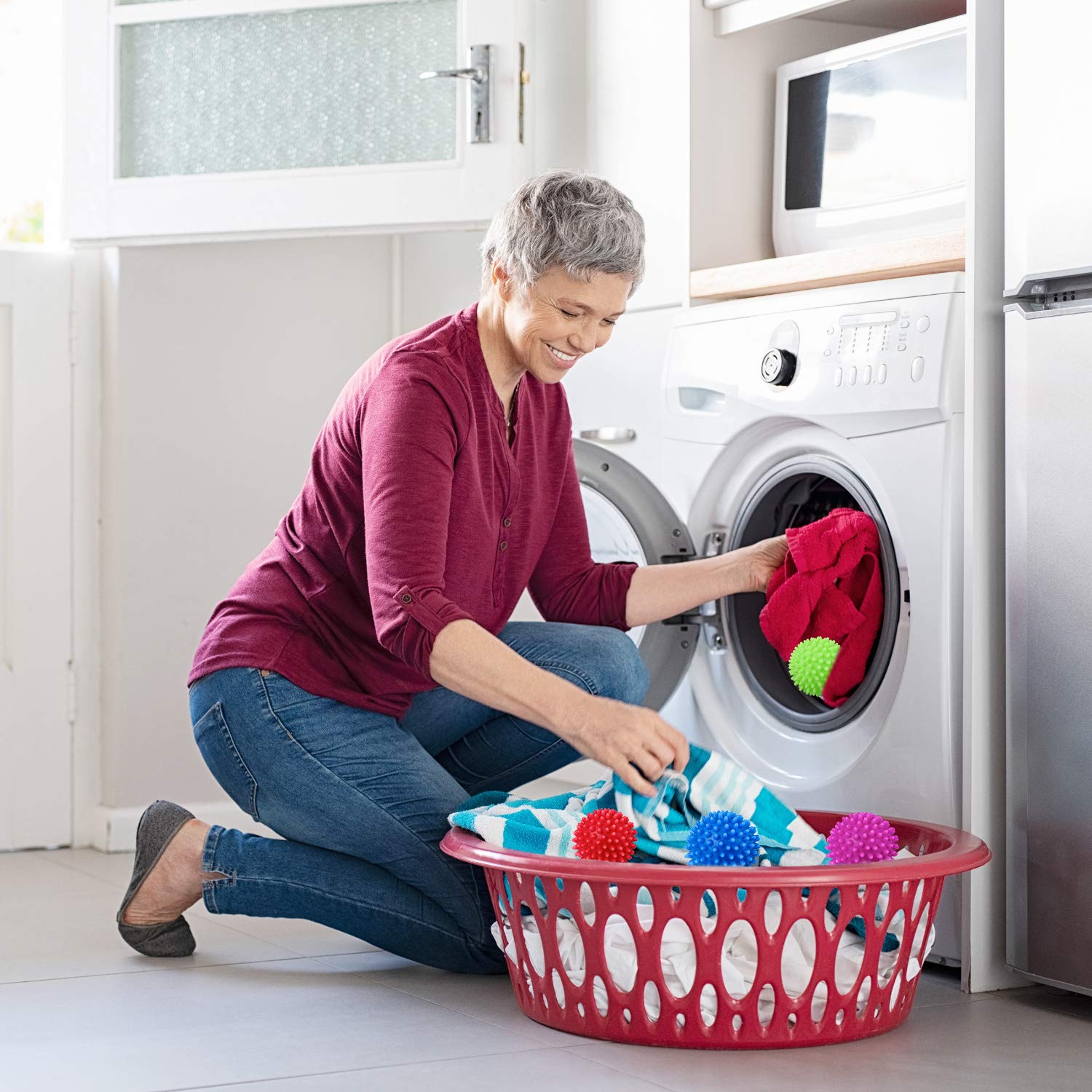 4 Pack Reusable Laundry Dryer Balls - Natural Fabric Softener Alternative, Reduces Drying Time by 30%, Eliminates Static & Wrinkles for Softer Clothes - Perfect for Eco-Friendly Laundry & Energy Savings (Home, Apartment, RV)
