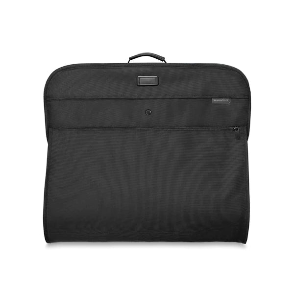 Briggs & Riley Baseline Classic Garment Bag - Premium Carry-On Luggage for Business Travel & Formal Wear Storage | Perfect for Suits, Dresses & Coats on Business Trips & Weddings
