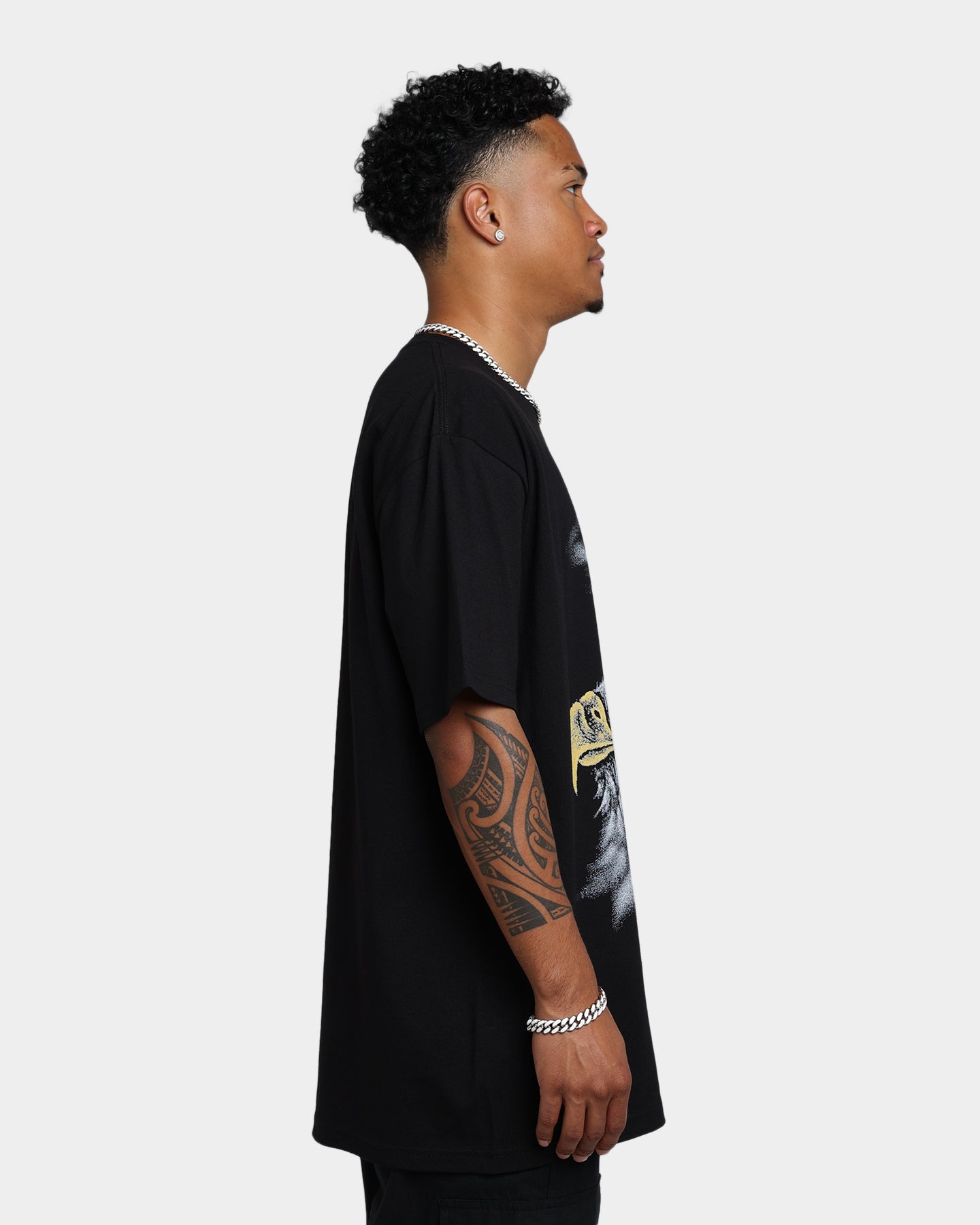 American Thrift Eagle Sky Graphic T-Shirt - Black Cotton Tee for Men | Patriotic Casual Wear & Street Style Outfits