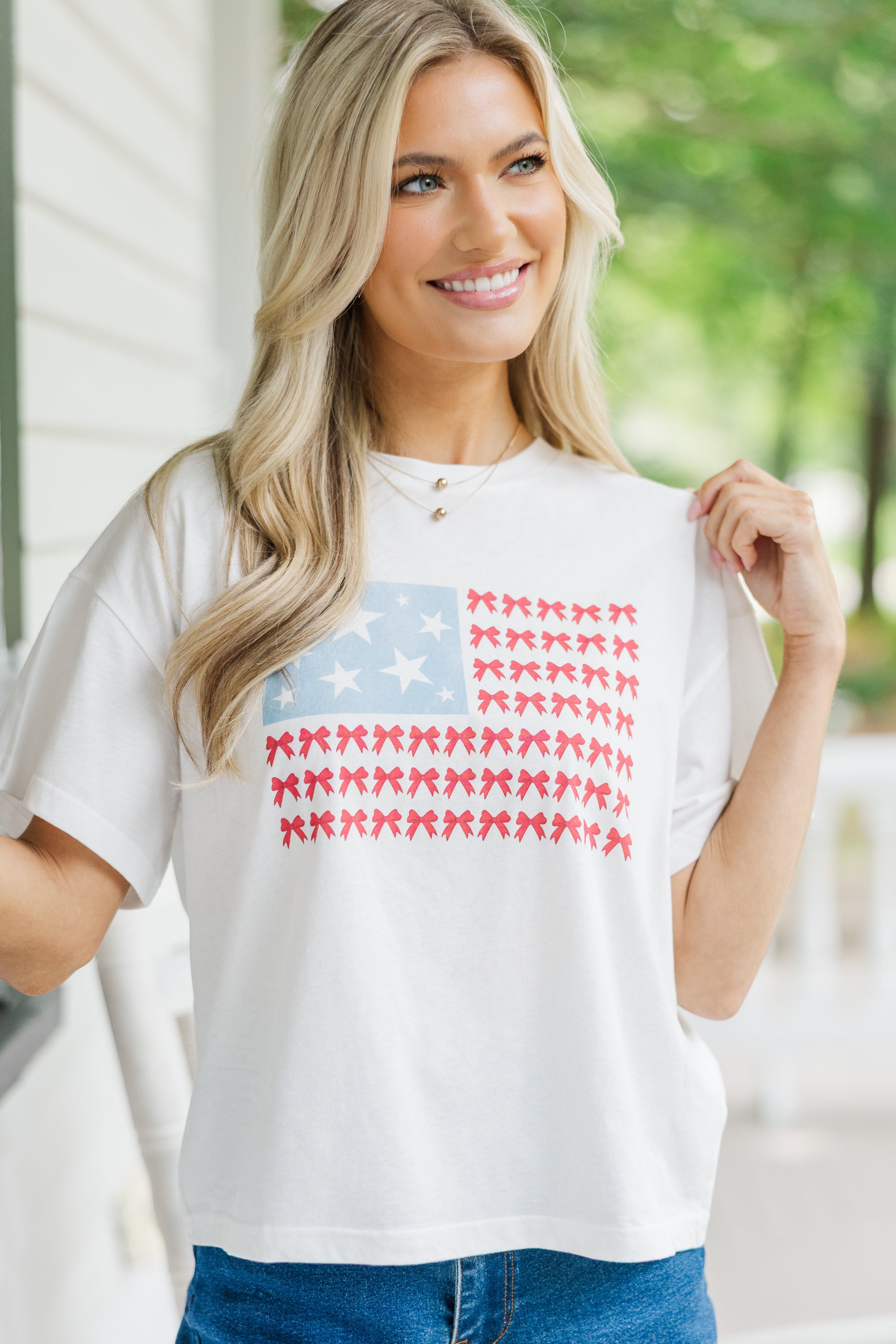 American Flag White Graphic Tee - Patriotic Cotton T-Shirt for Men & Women - Perfect for 4th of July, Memorial Day & Casual Wear