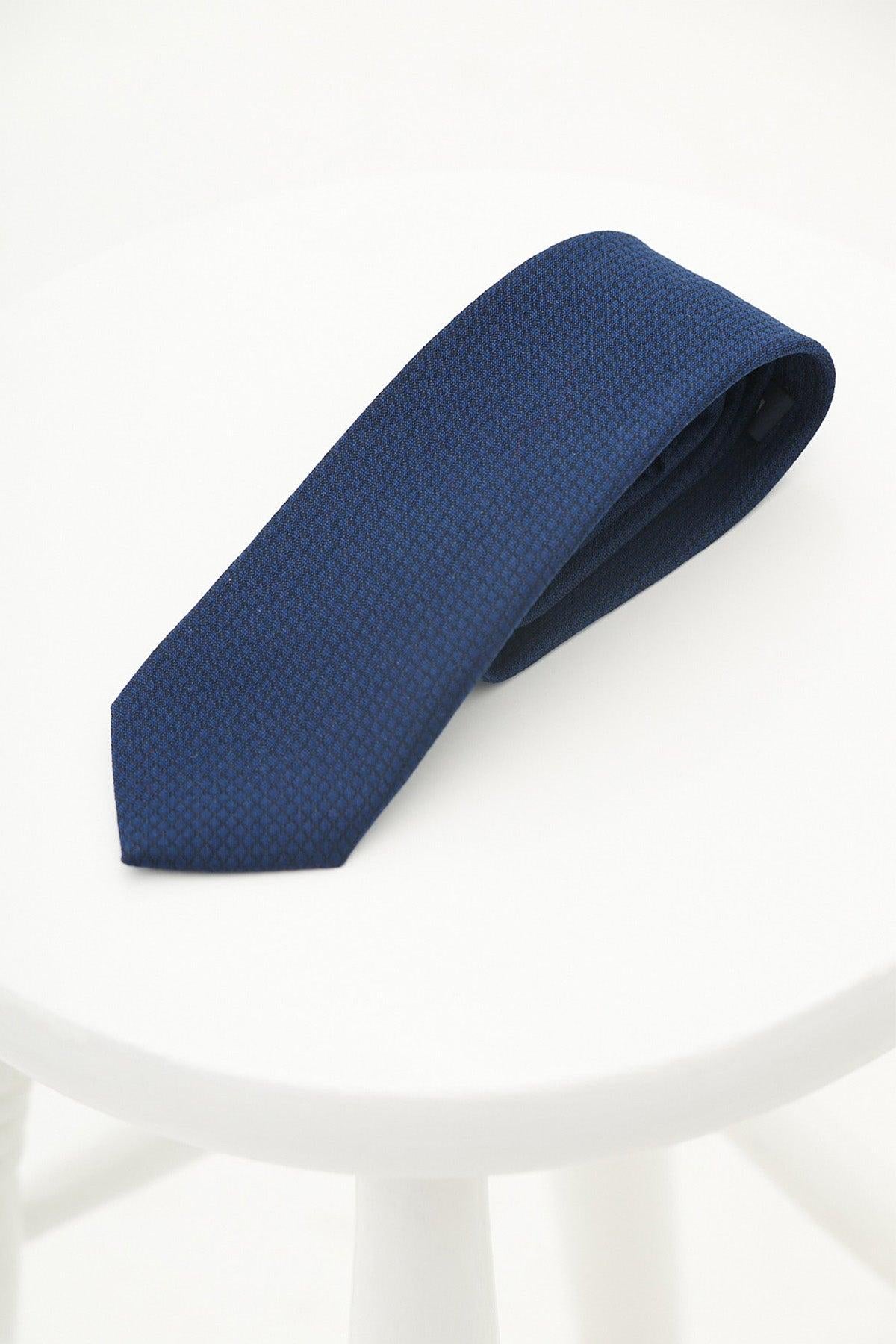 MAX Royal Diamond Print Tie for Men - Elegant Silk Necktie for Business, Weddings & Formal Events