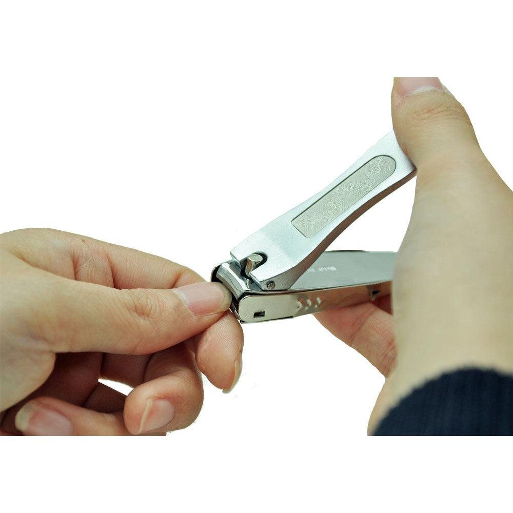 Premium Japanese Carbon Steel Nail Clipper - Professional Stainless Steel Toenail & Fingernail Clippers with Ergonomic Handle (NCSK 8001) - Ideal for Travel, Home, Salon & Grooming Kit