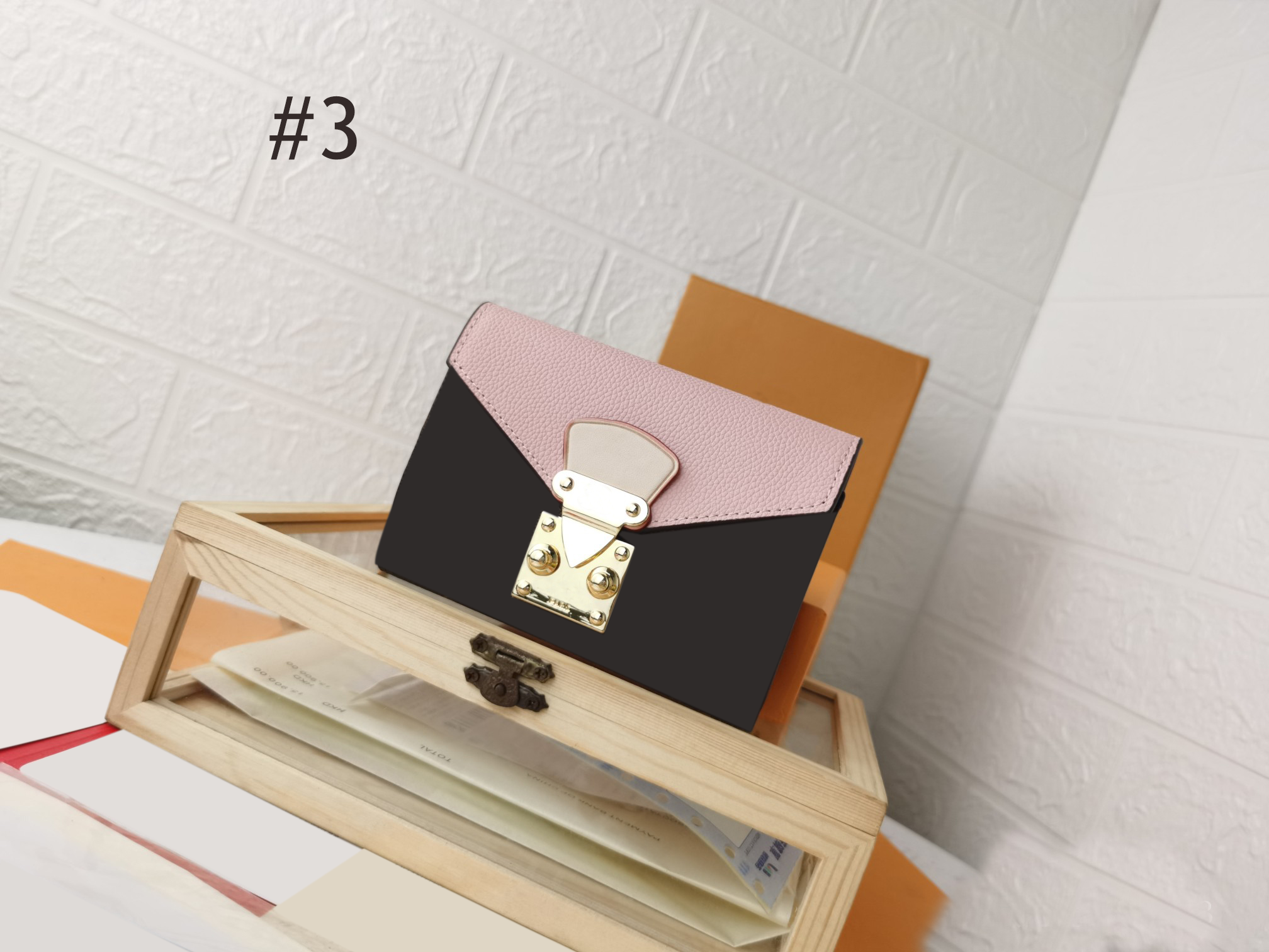Stylish and Durable Genuine Leather Wallet for Men & Women - Perfect for Everyday Use, Travel, and Gift Giving