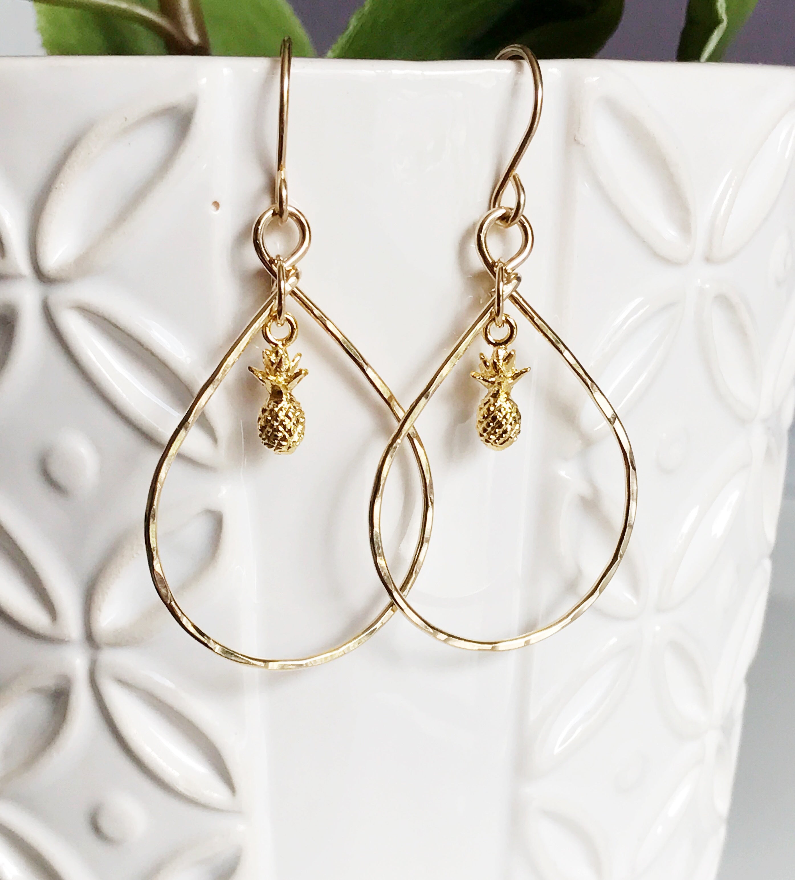 HANA Pineapple Stud Earrings (E537) - Stylish & Dainty Jewelry for Women, Perfect for Everyday Wear & Special Occasions
