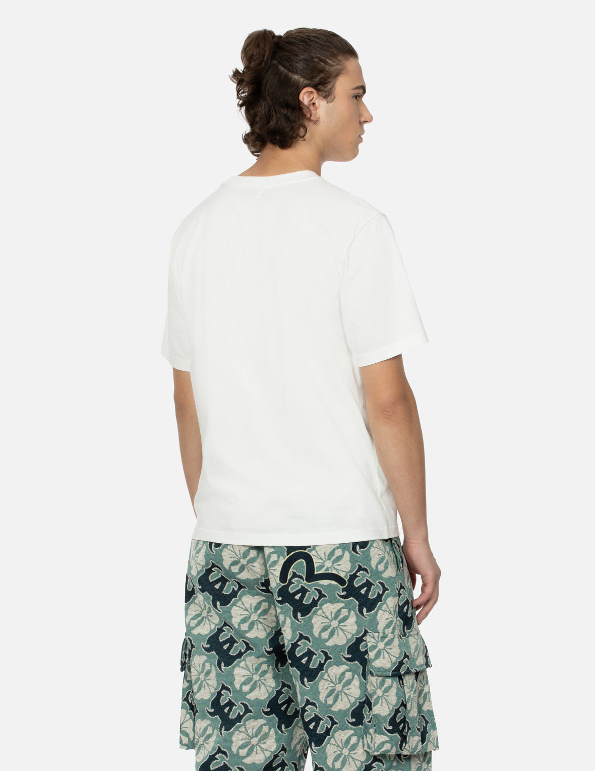 Tanuki and Daruma Print Regular Fit T-Shirt - Japanese Inspired Casual Tee for Men & Women - Perfect for Anime Fans, Streetwear & Everyday Wear