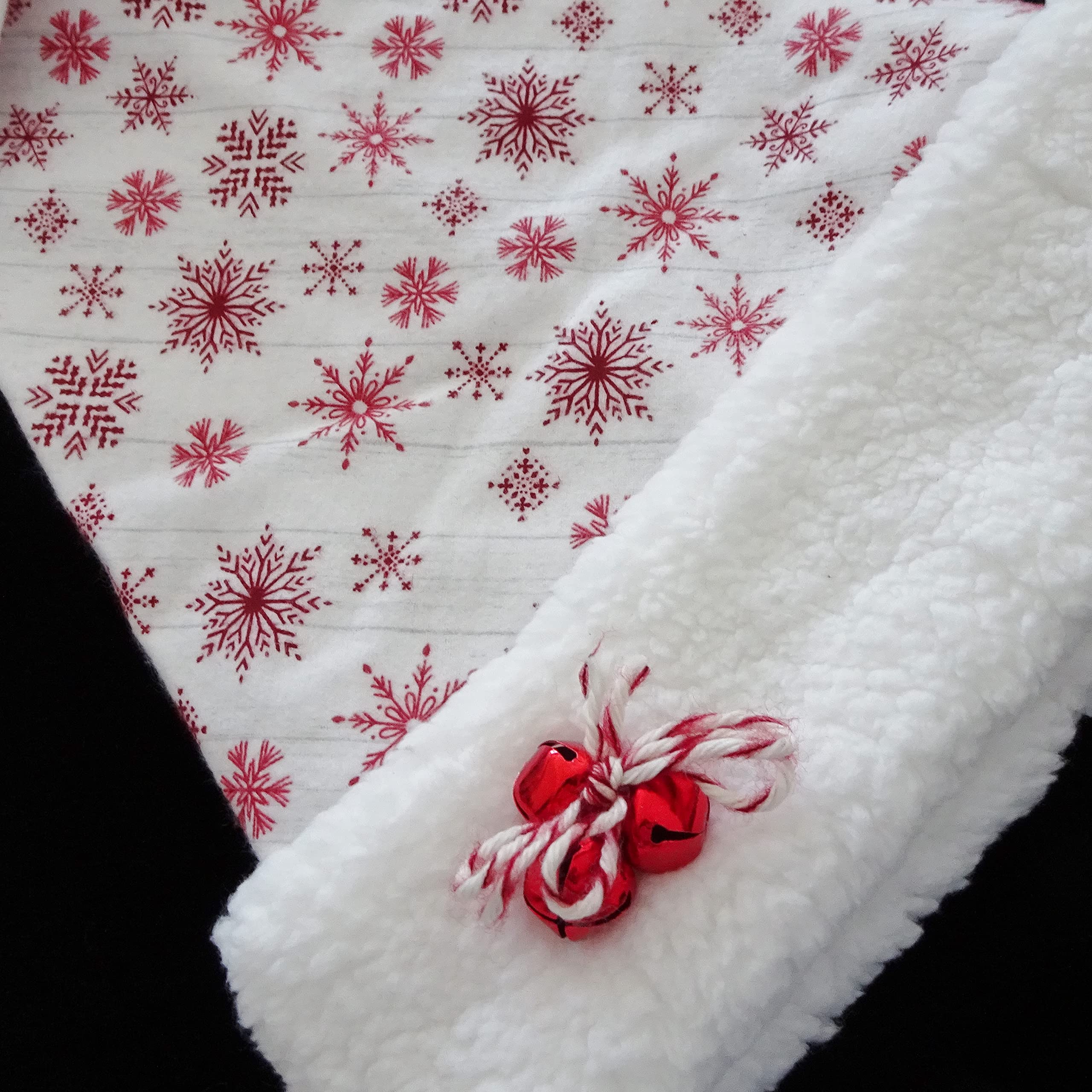 Festive White & Red Snowflake Santa Hat with Jingle Bells - Christmas Costume Accessory for Adults & Teens - Perfect for Holiday Parties, Xmas Photos & Festive Gatherings