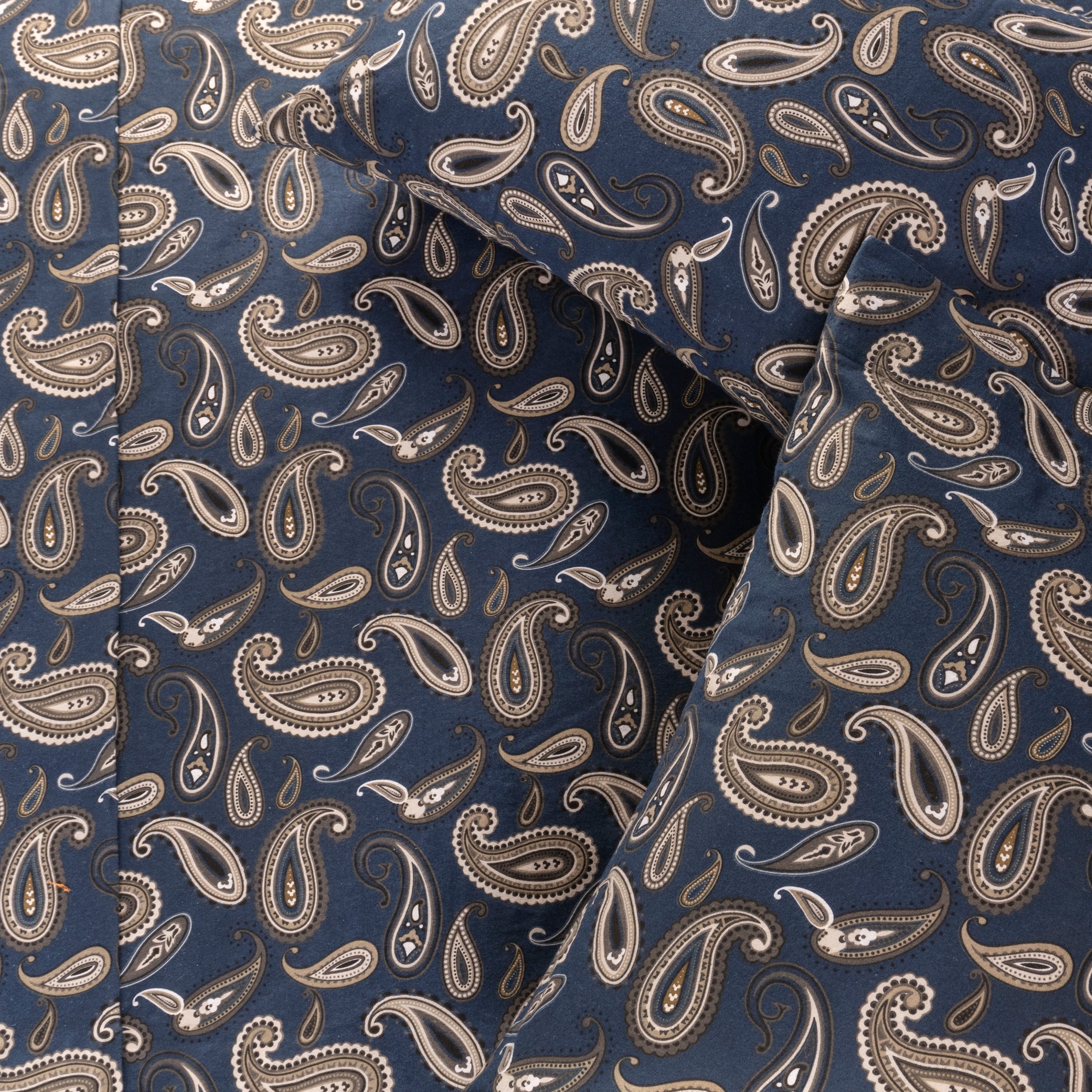 Soft Flannel Cotton Floral Paisley Bed Sheet Set with Deep Pockets - Queen Size, 4-Piece Set for Cozy Winter Nights & Guest Room Comfort