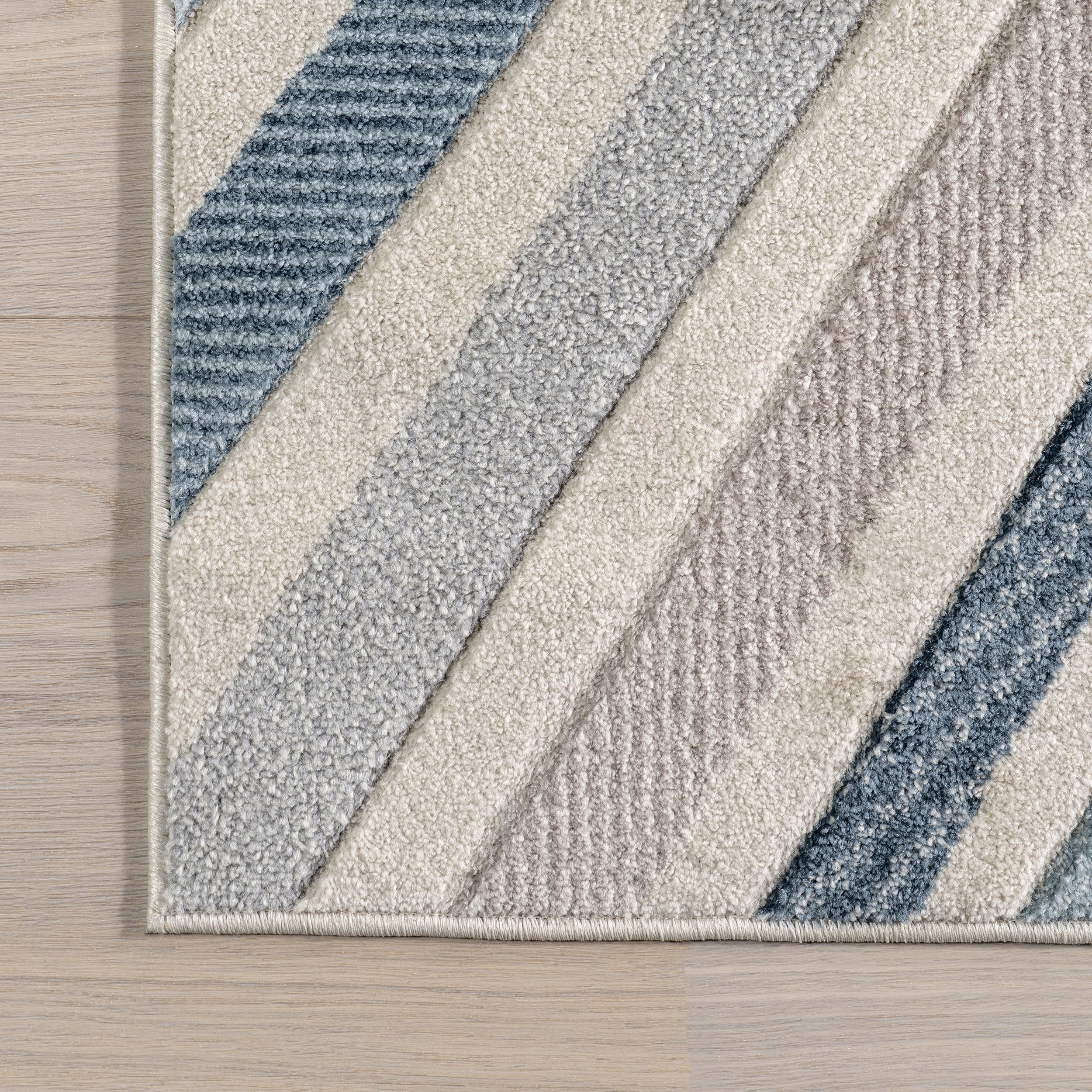 nuLOOM Neveah Chevron 7x9 Area Rug - Blue Modern Geometric Pattern for Living Room, Bedroom, Dining Room & Kitchen | Soft & Durable Home Decor for High Traffic Areas
