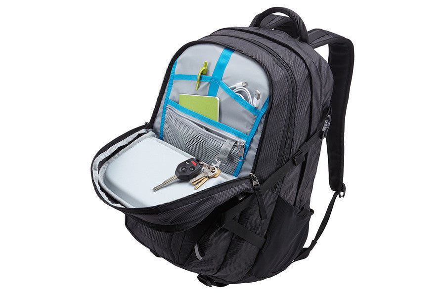 Thule EnRoute Escort 2 Daypack - Lightweight Durable Backpack for Hiking, Travel & Commuting - Perfect for Outdoor Adventures & Daily Use