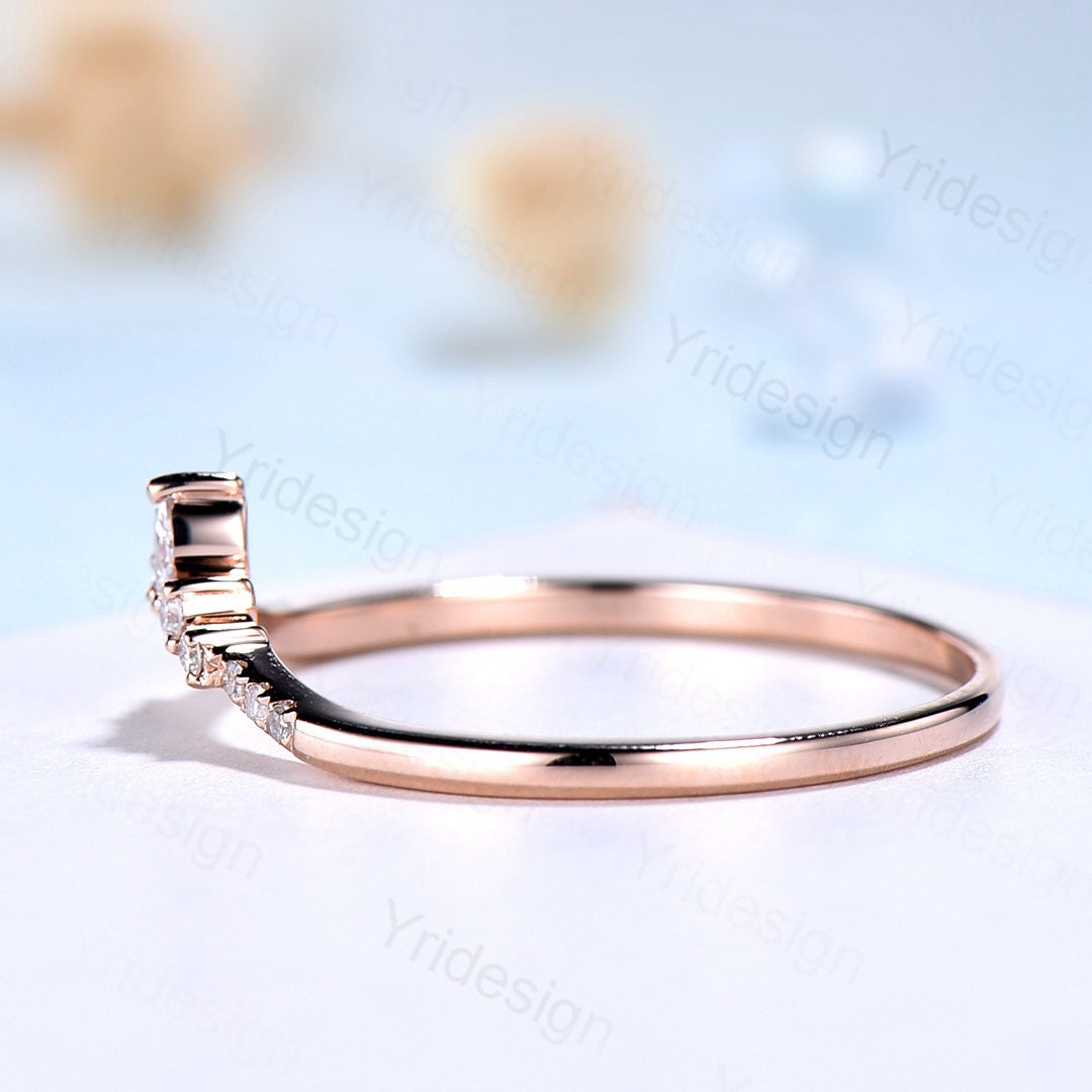 Elegant Rose Gold Marquise Cut Moissanite Wedding Band for Women - Curved Chevron Stacking Ring, Unique Promise & Anniversary Ring - Perfect for Bridal Sets, Stacking, or Special Occasions