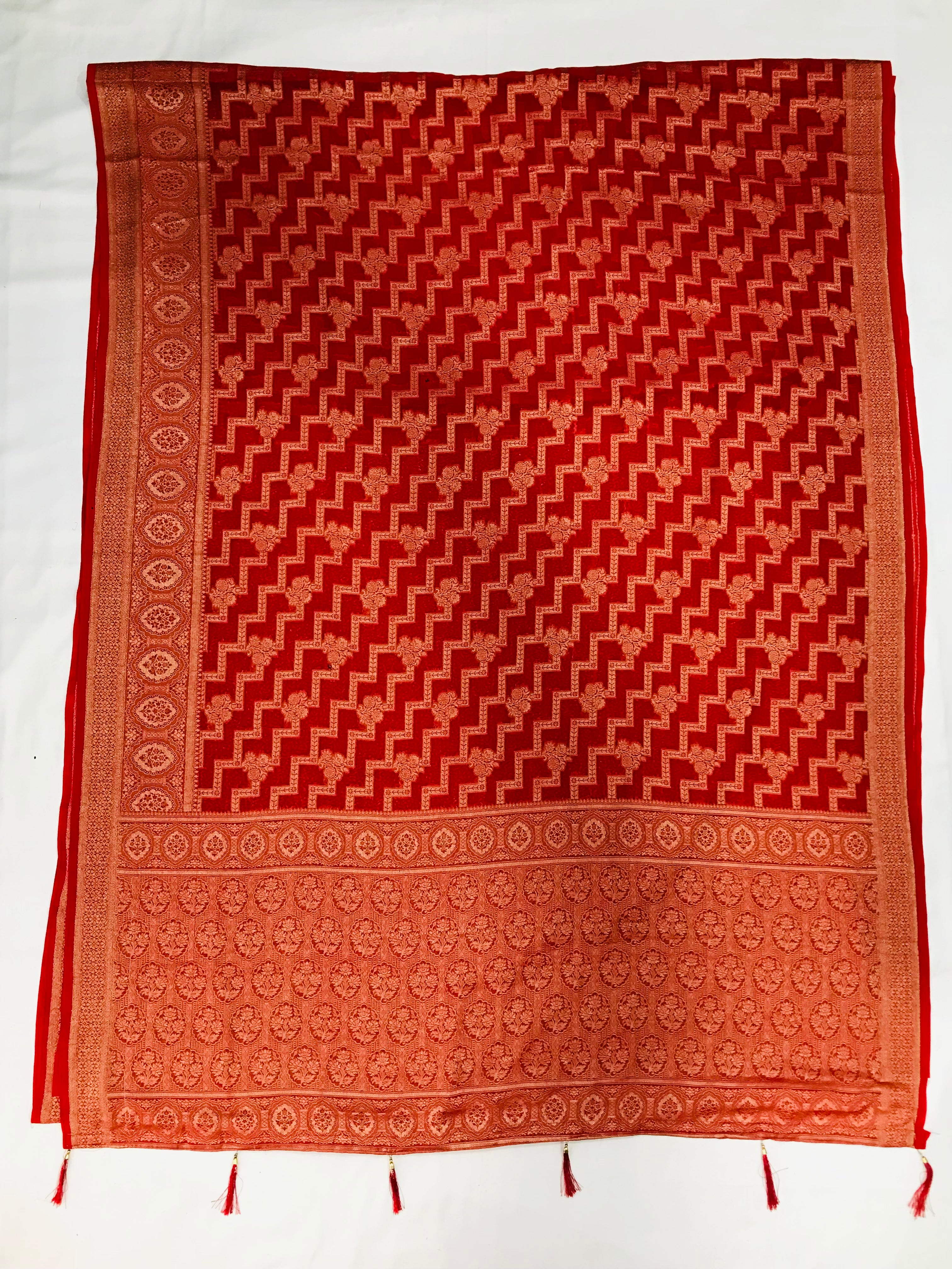 Elegant Red Georgette Designer Saree with Floral Motifs & Fancy Tassels - Perfect for Weddings, Parties & Special Occasions