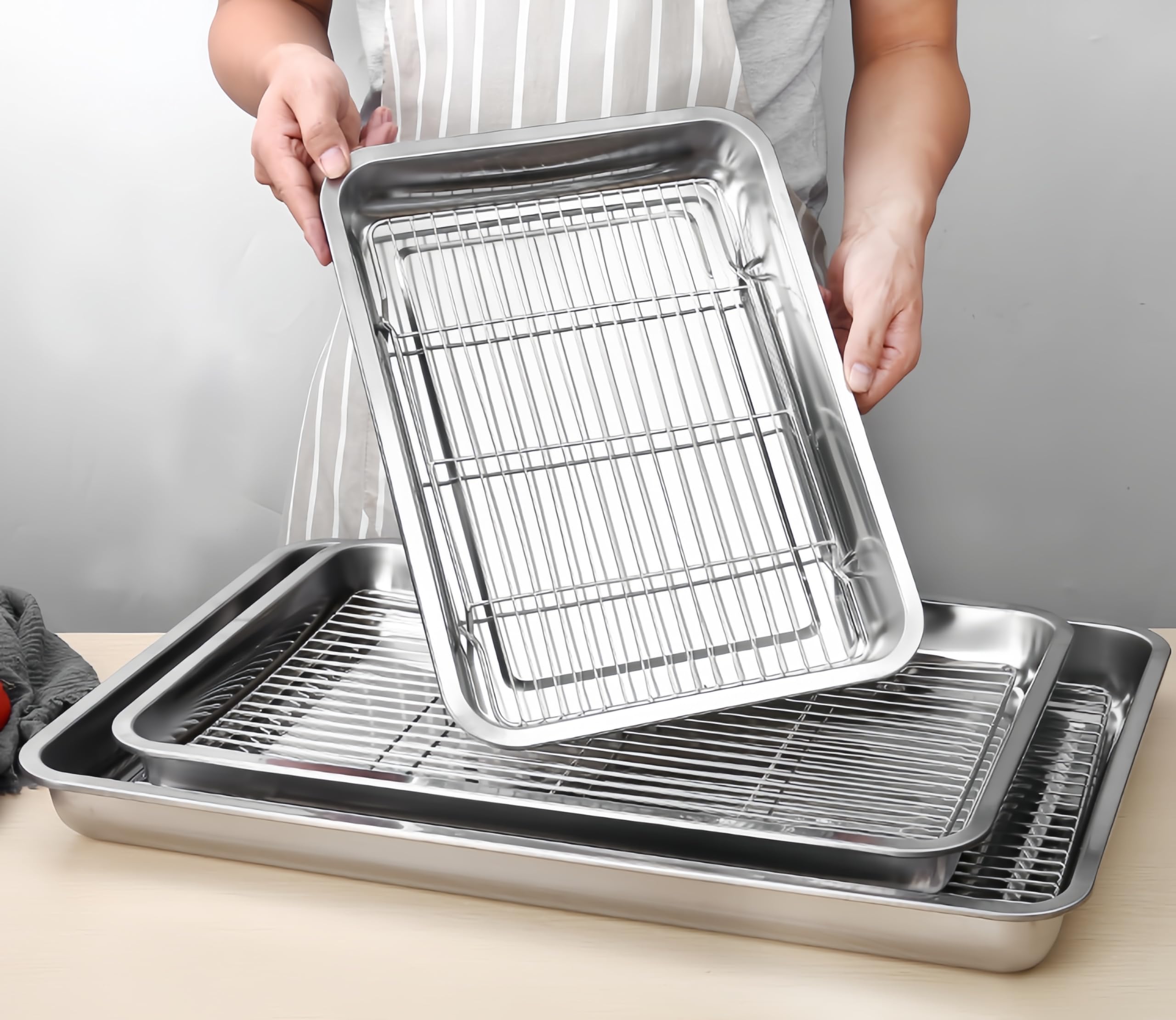 Premium Heavy Duty Stainless Steel Roasting Pan for Turkey, Chicken & Meat - 23.4