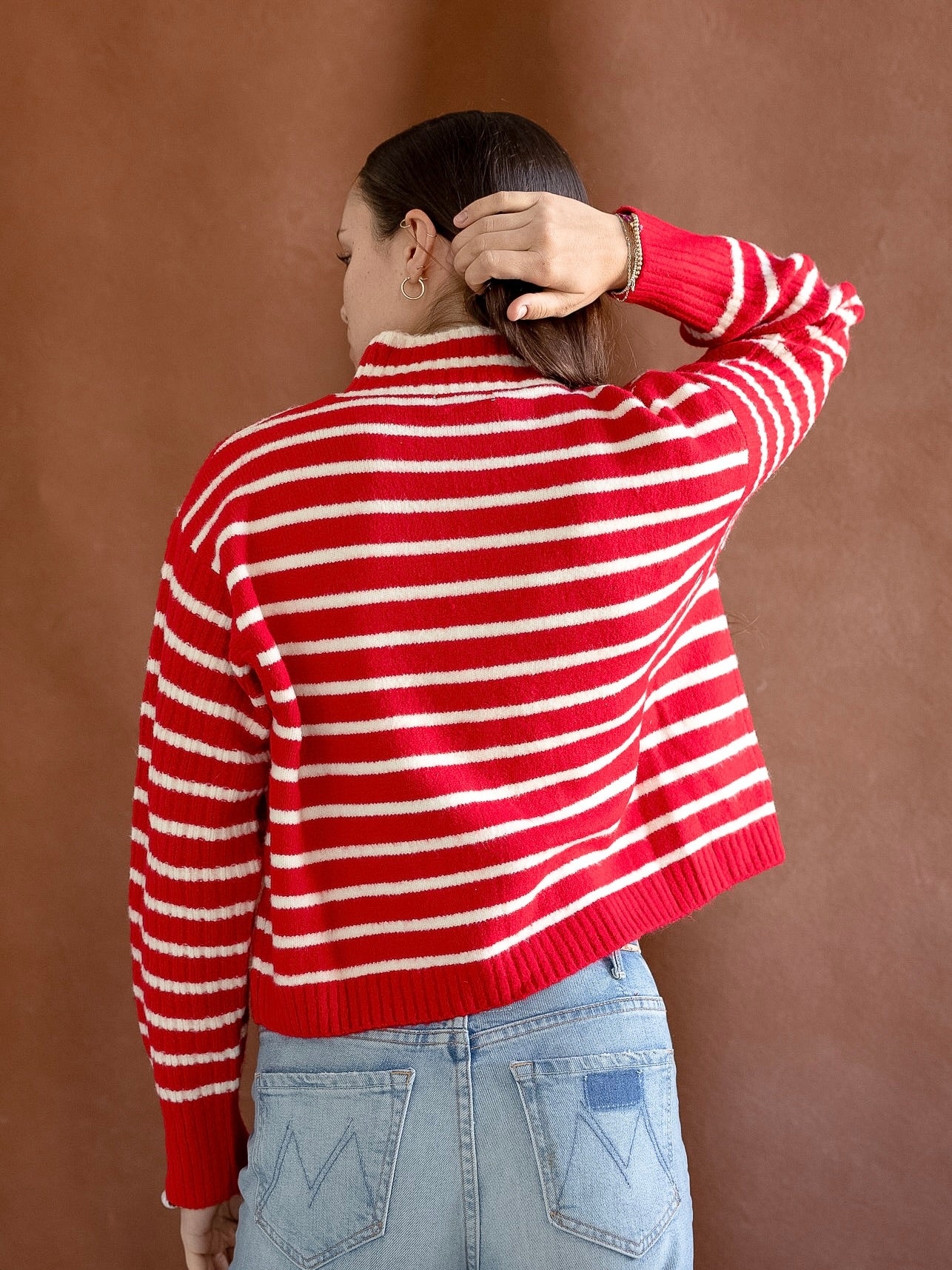 Stylish Red Striped Pullover Sweater for Men & Women | Cozy Casual Wear for Fall & Winter | Perfect for Outdoors, Travel & Daily Comfort