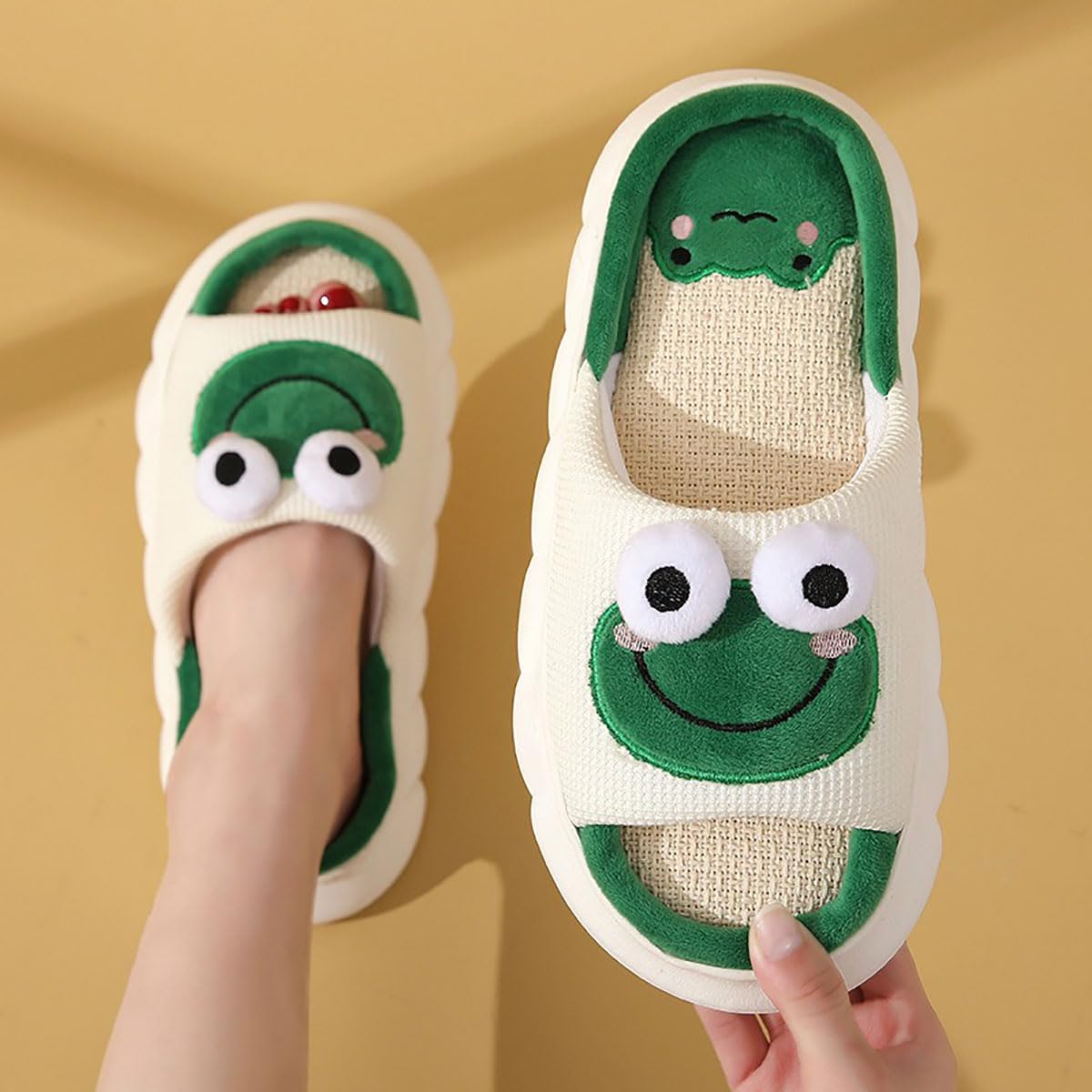 Women's Cow Print Slippers - Cute Cartoon Frog House Shoes - All Season Indoor Non-Slip Linen Slippers for Women - Cozy Home Wear, Perfect for Lounge, Bedroom & Gift Giving