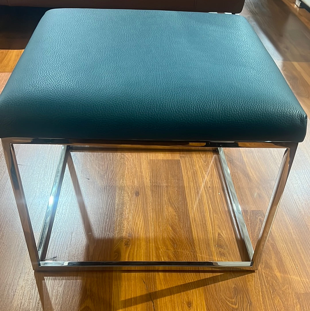 Premium Harlem Leather Ottoman - Soft & Durable Footrest, Storage Bench, Living Room Decor - Perfect for Home, Office, or Lounge Comfort