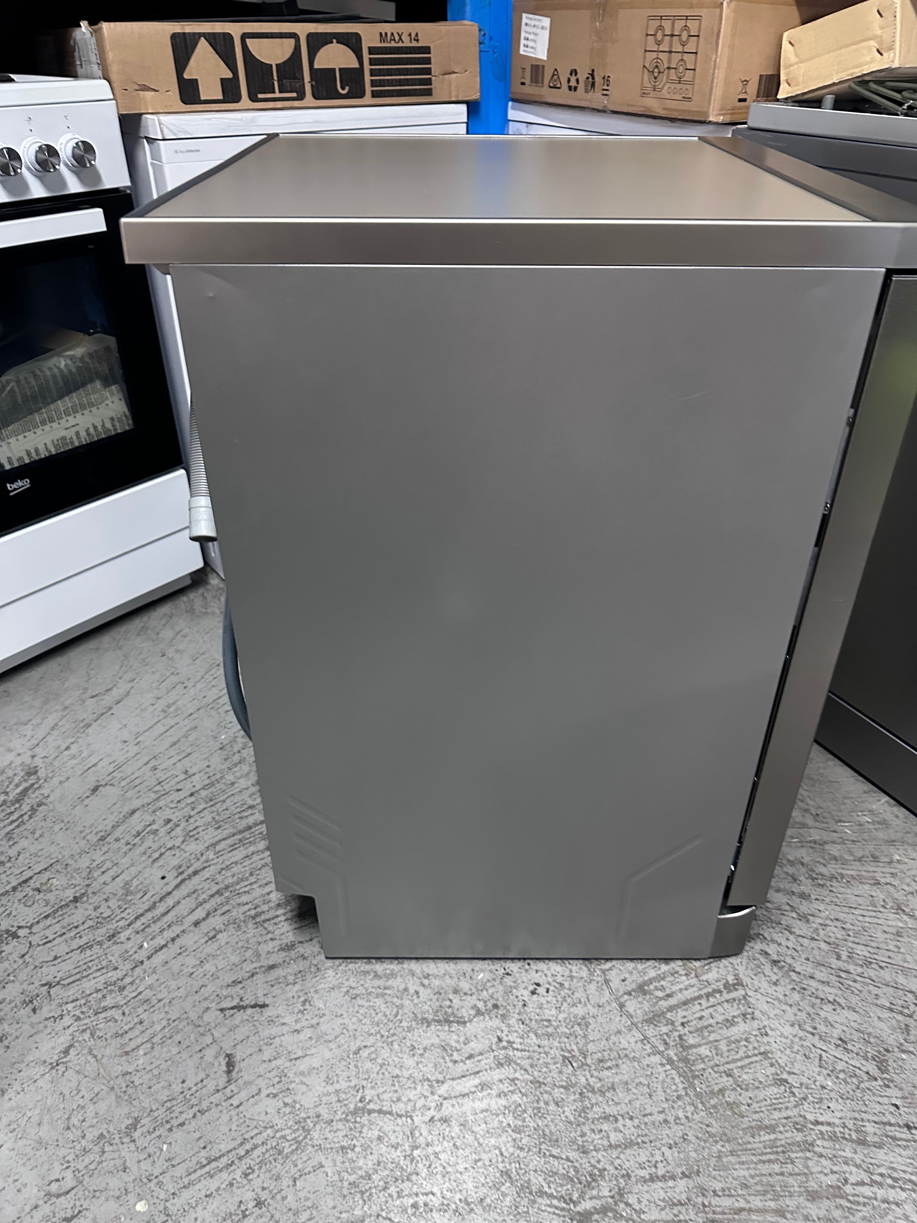 Haier HDW15F3S1 15 Place Setting Freestanding Dishwasher in Stainless Steel - Factory Refurbished | Perfect for Large Families & Entertaining Guests